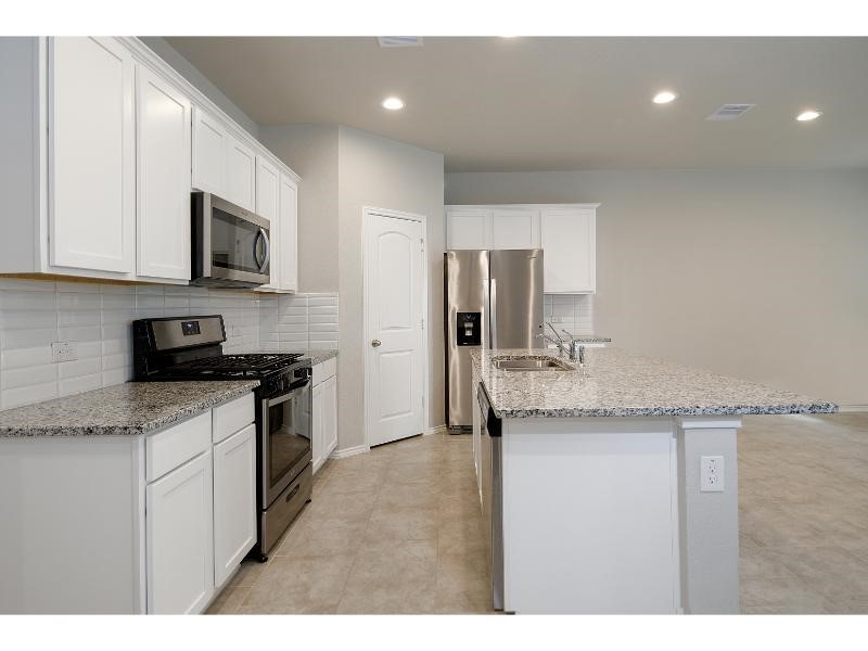 13824 Rock Island Trail Property Photo 7
