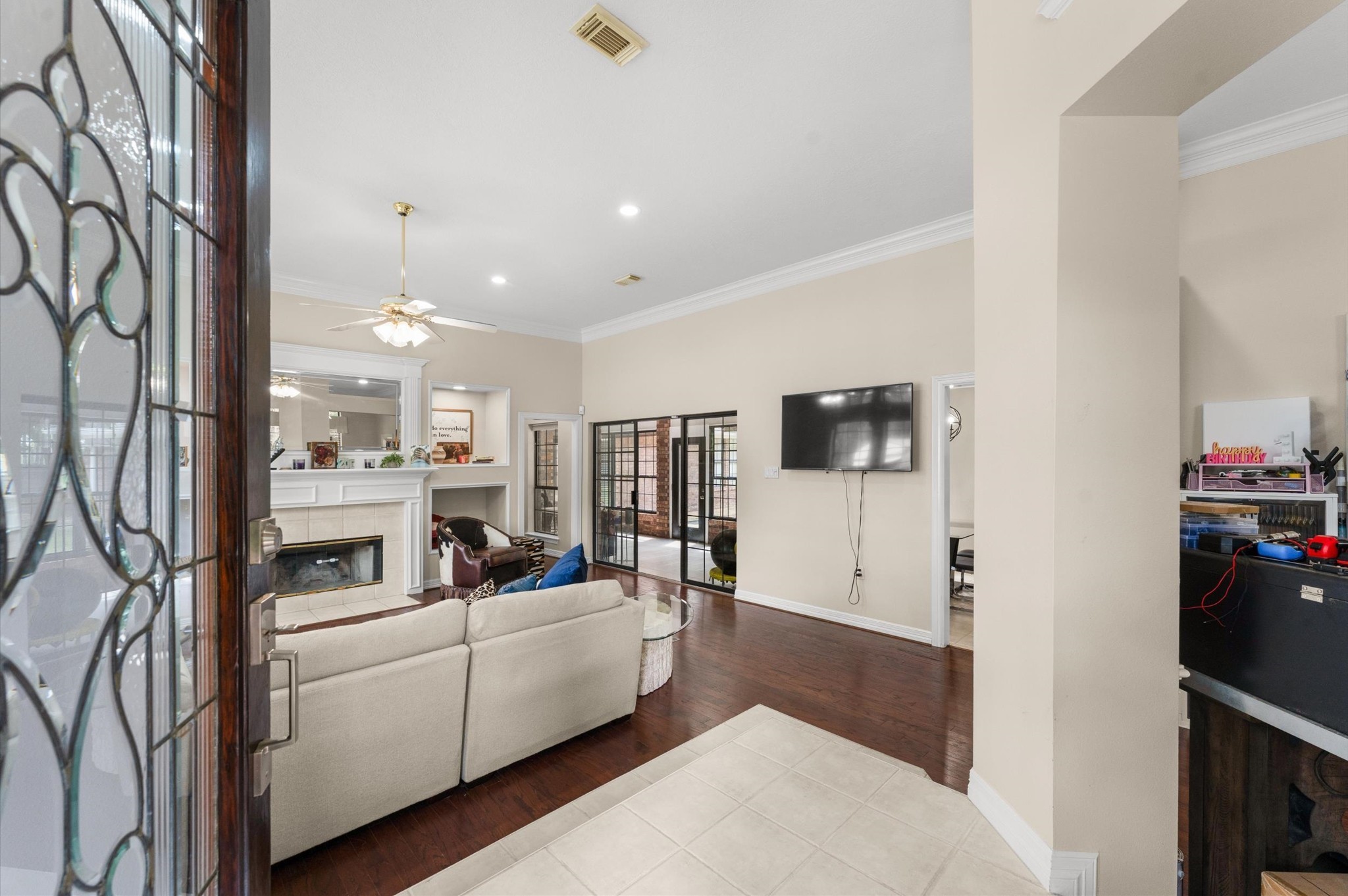 205 Oetken W Property Photo 6