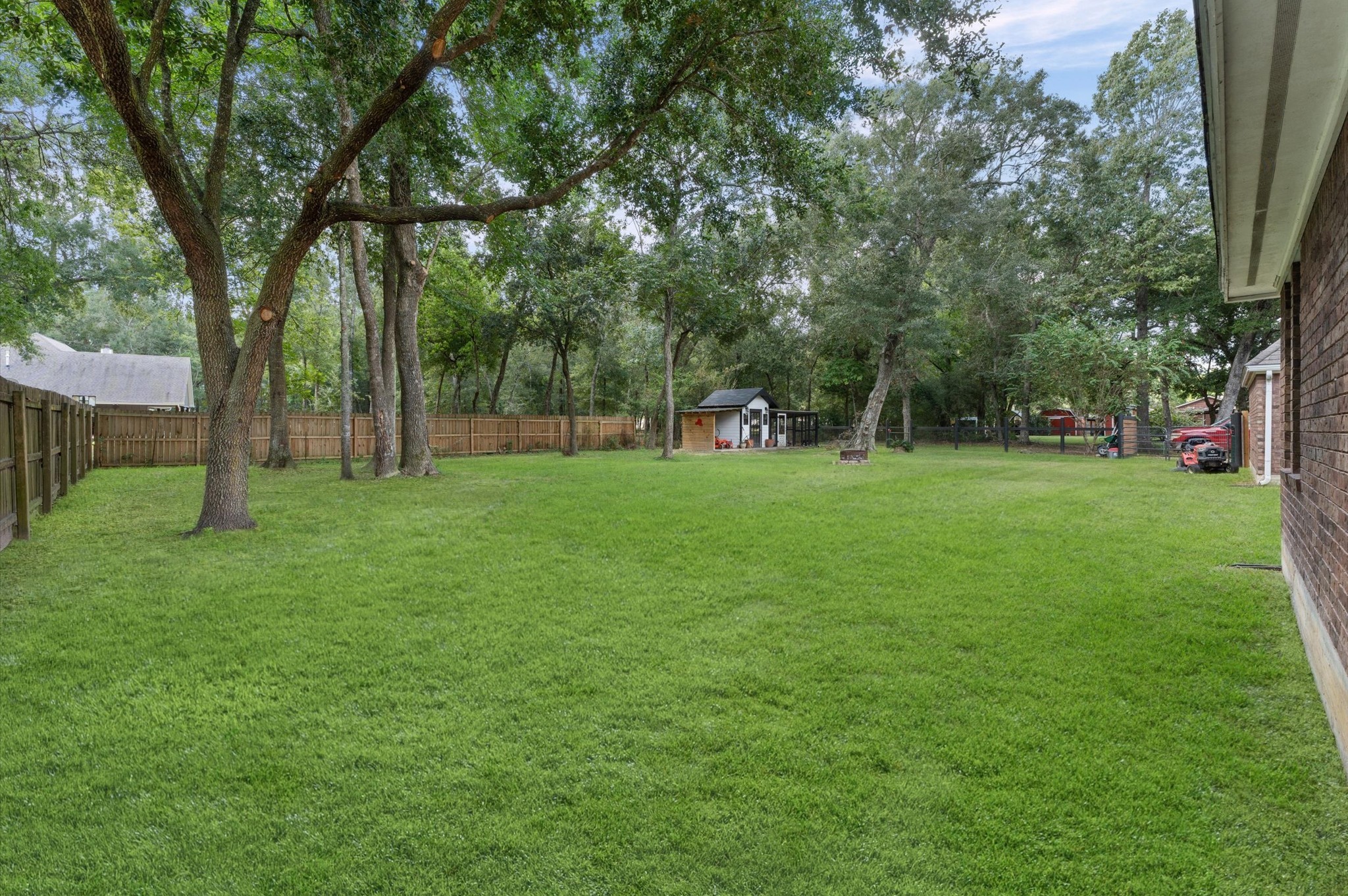 205 Oetken W Property Photo 27
