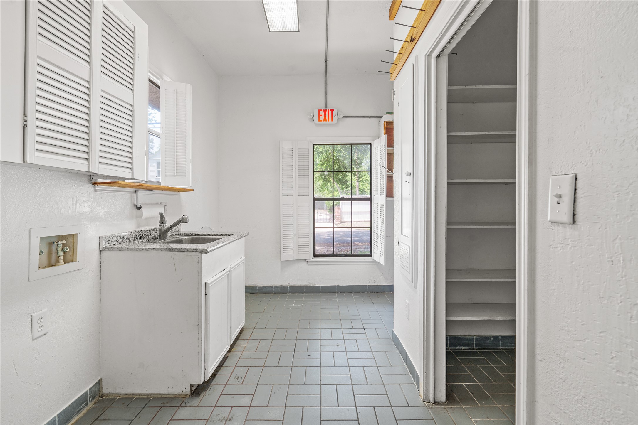 30318 2nd Street Property Photo 17