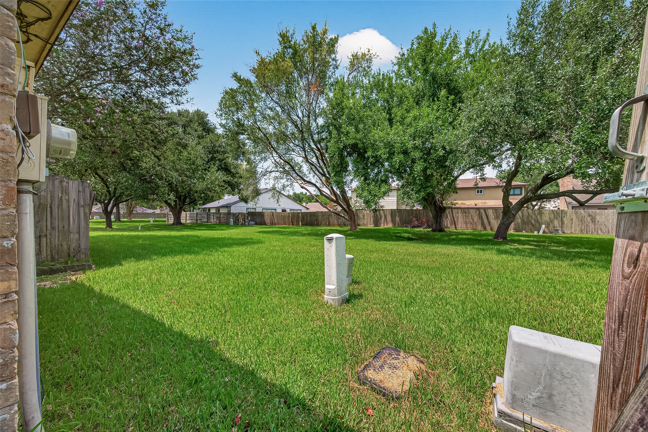 2523 Creekway Circle Property Photo 42