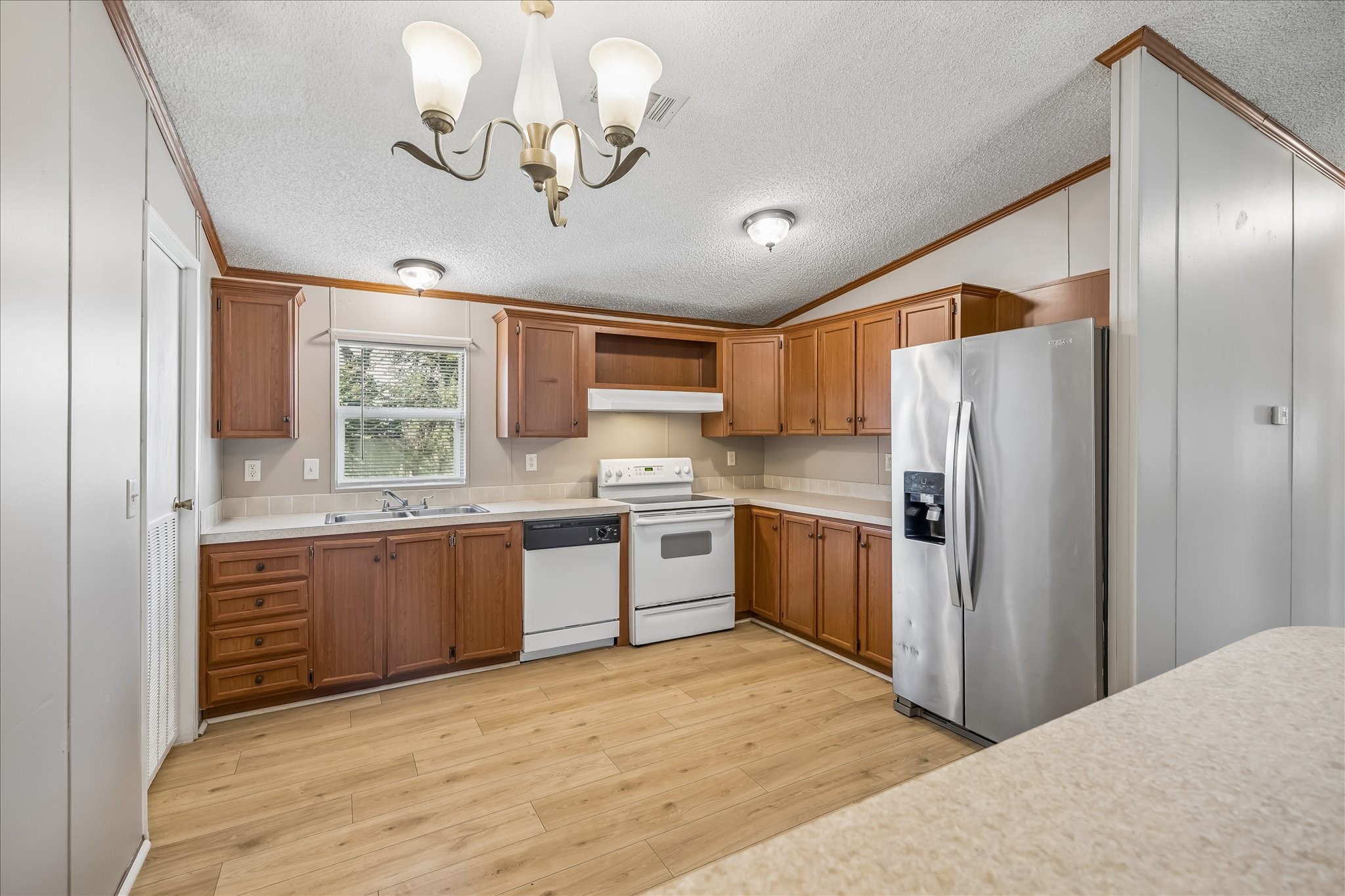 20635 Sleepy Hollow Lane Property Photo 7