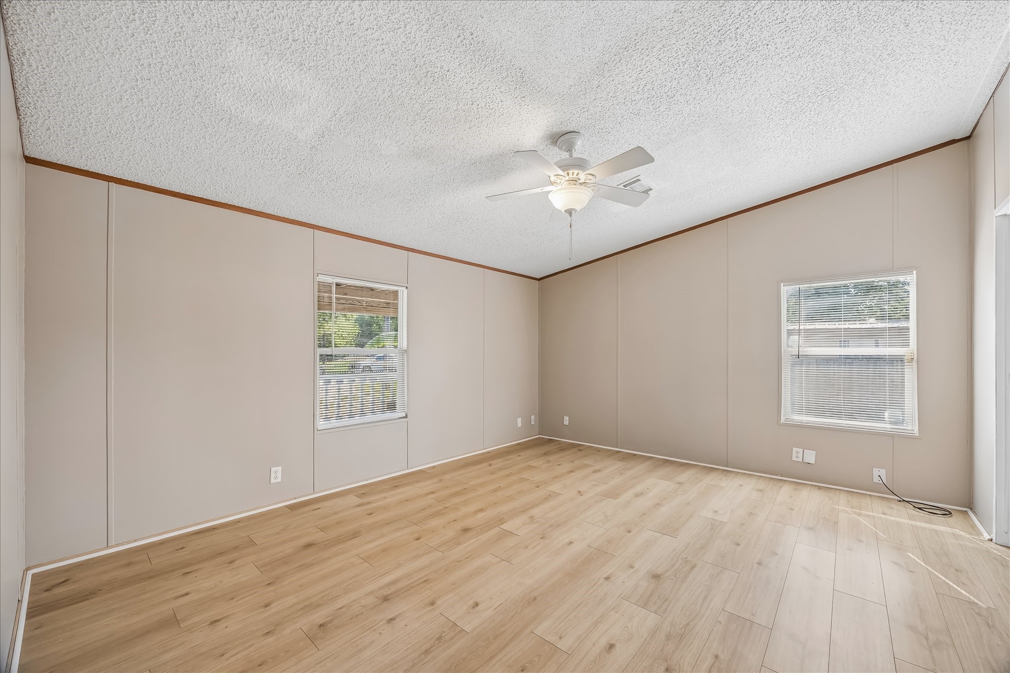 20635 Sleepy Hollow Lane Property Photo 10