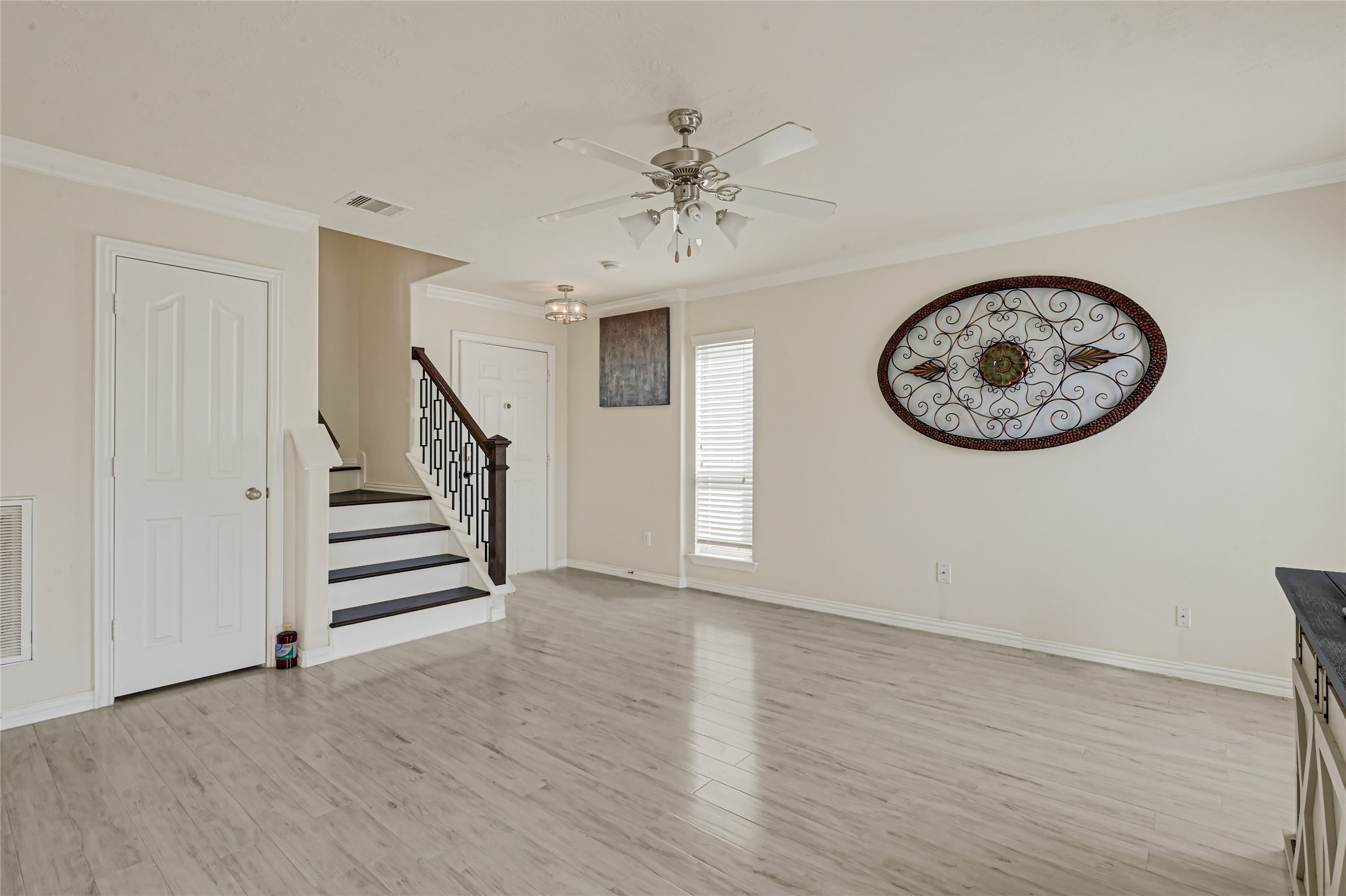 2834 Chaplin Place Drive Property Photo 5