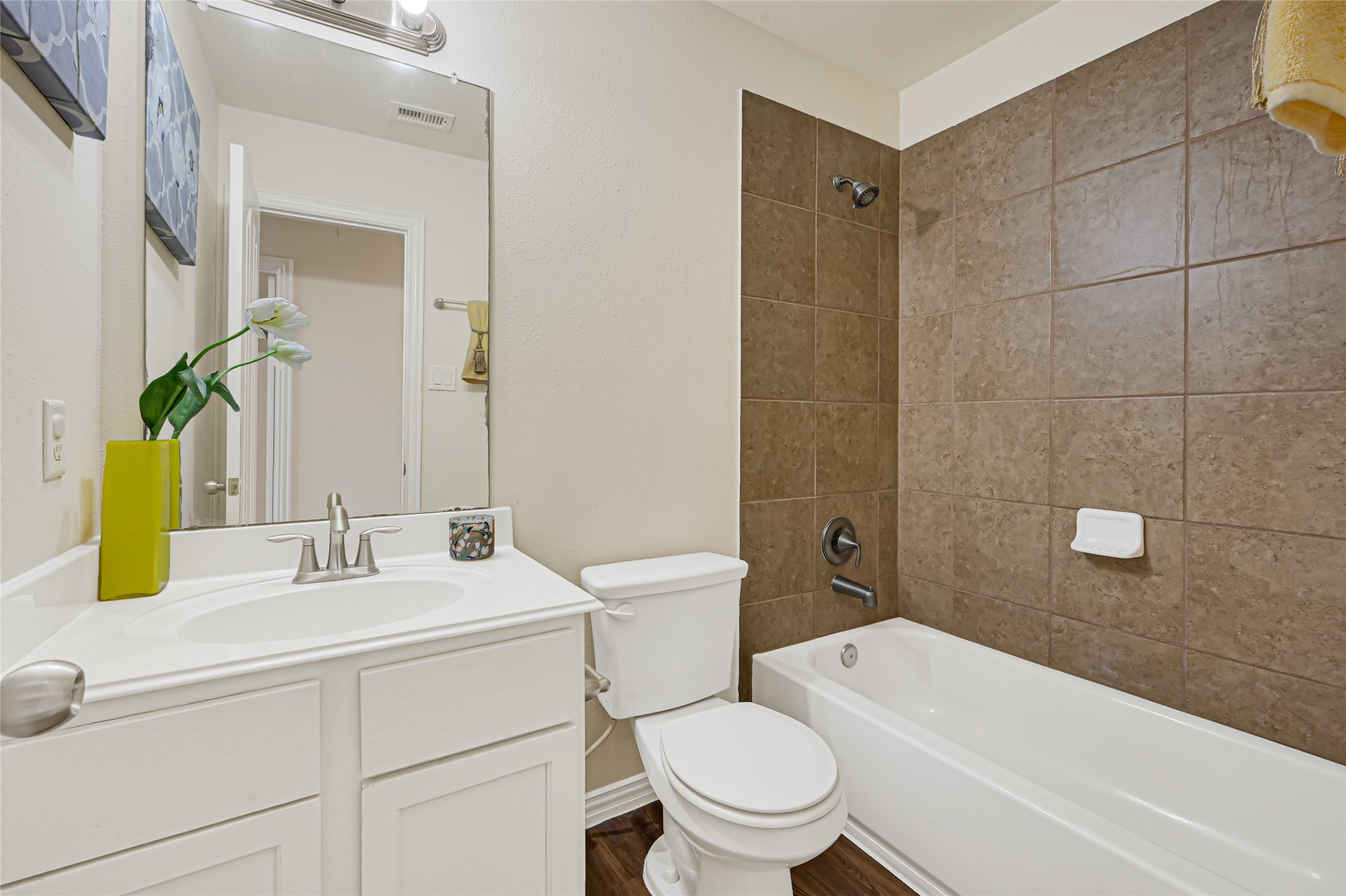 2834 Chaplin Place Drive Property Photo 13