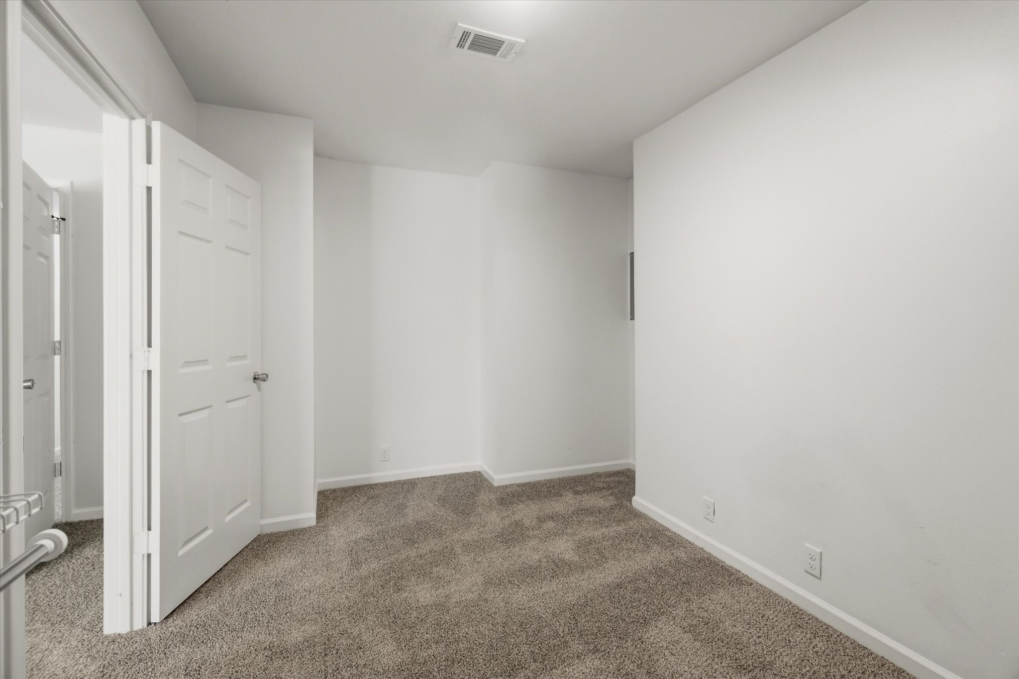 113 Rose Trail Property Photo 34