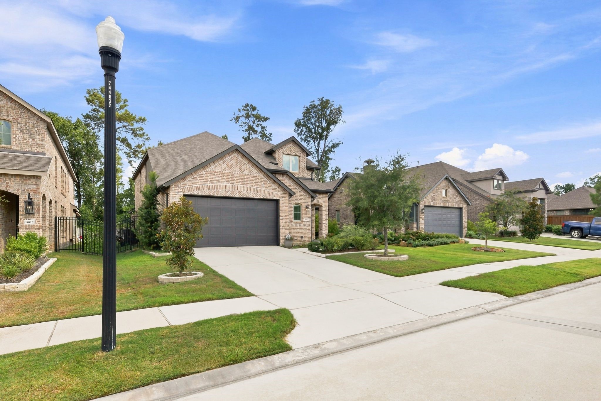 8017 Whisper Grove Drive Property Photo 4
