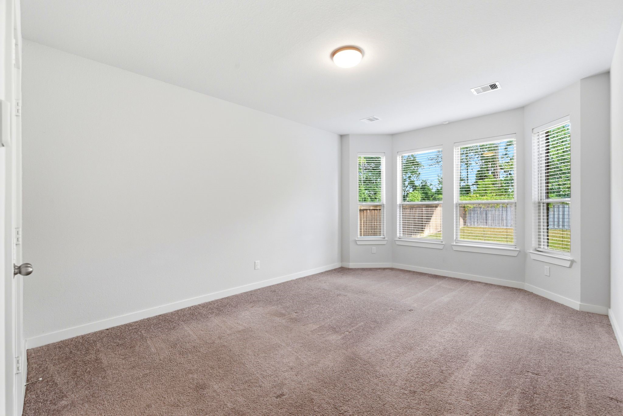 8017 Whisper Grove Drive Property Photo 18