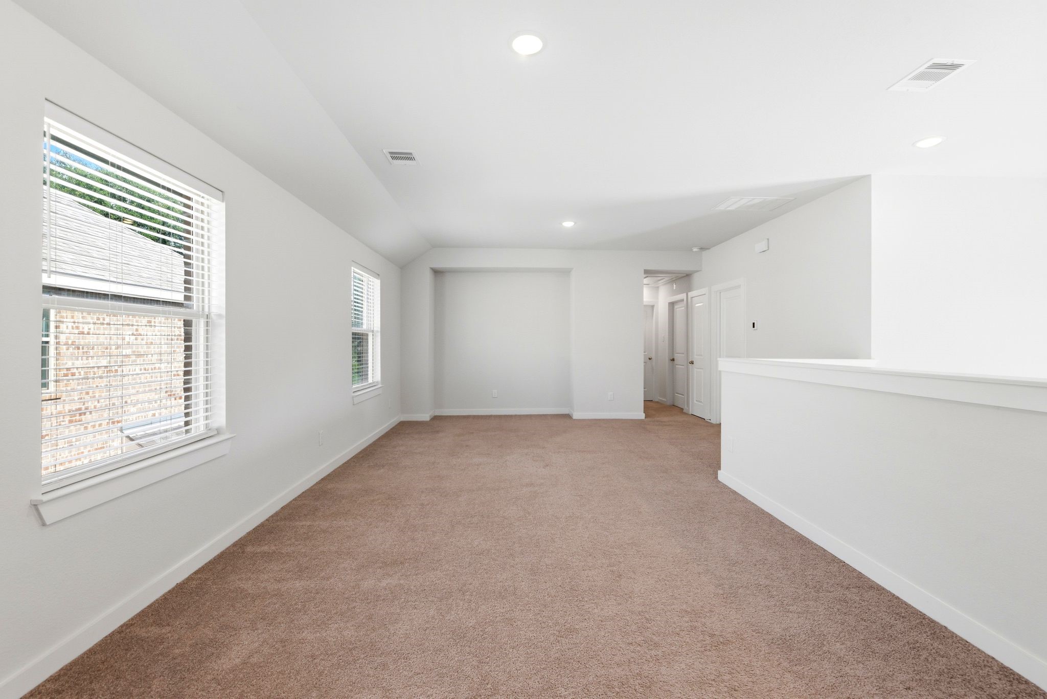 8017 Whisper Grove Drive Property Photo 28