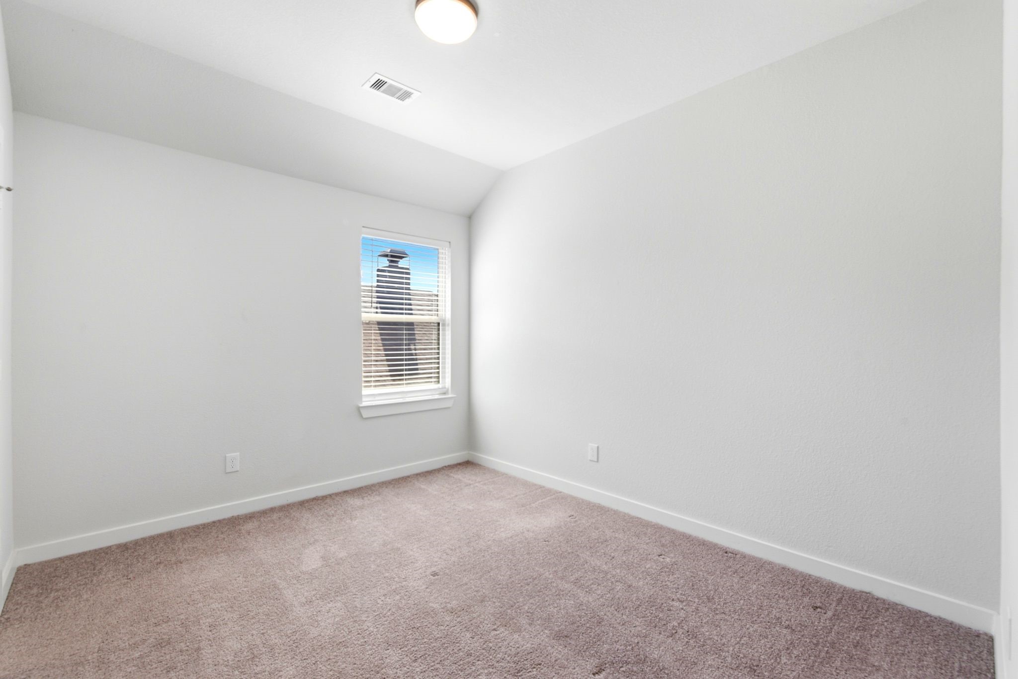 8017 Whisper Grove Drive Property Photo 30
