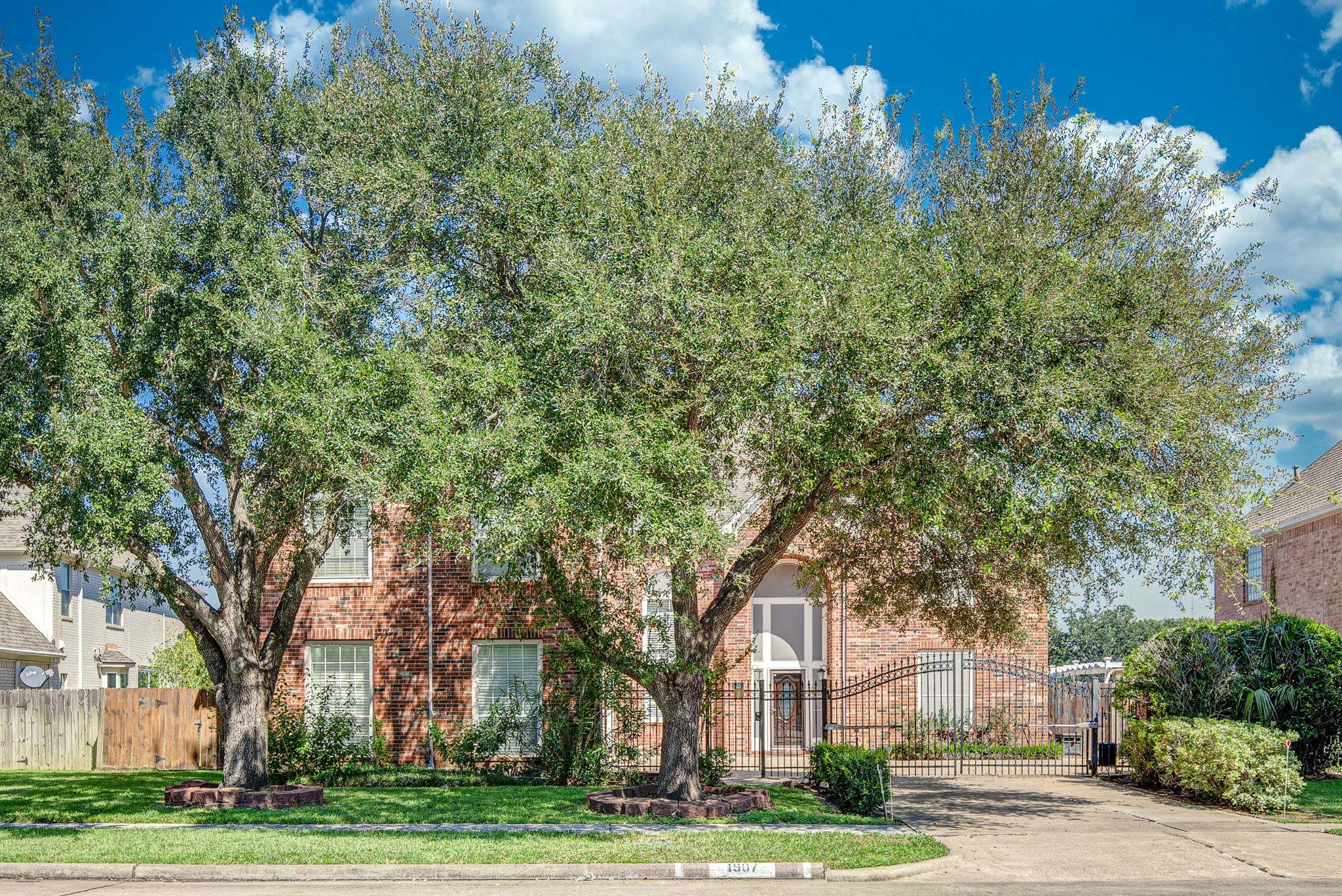 1907 Waterside Drive Property Photo 46