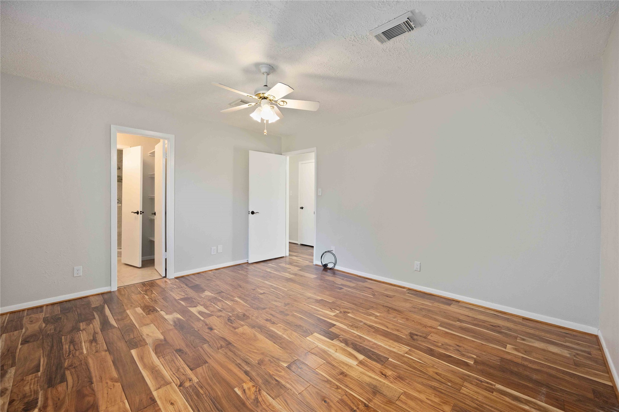 9809 Condor Drive Property Photo 10