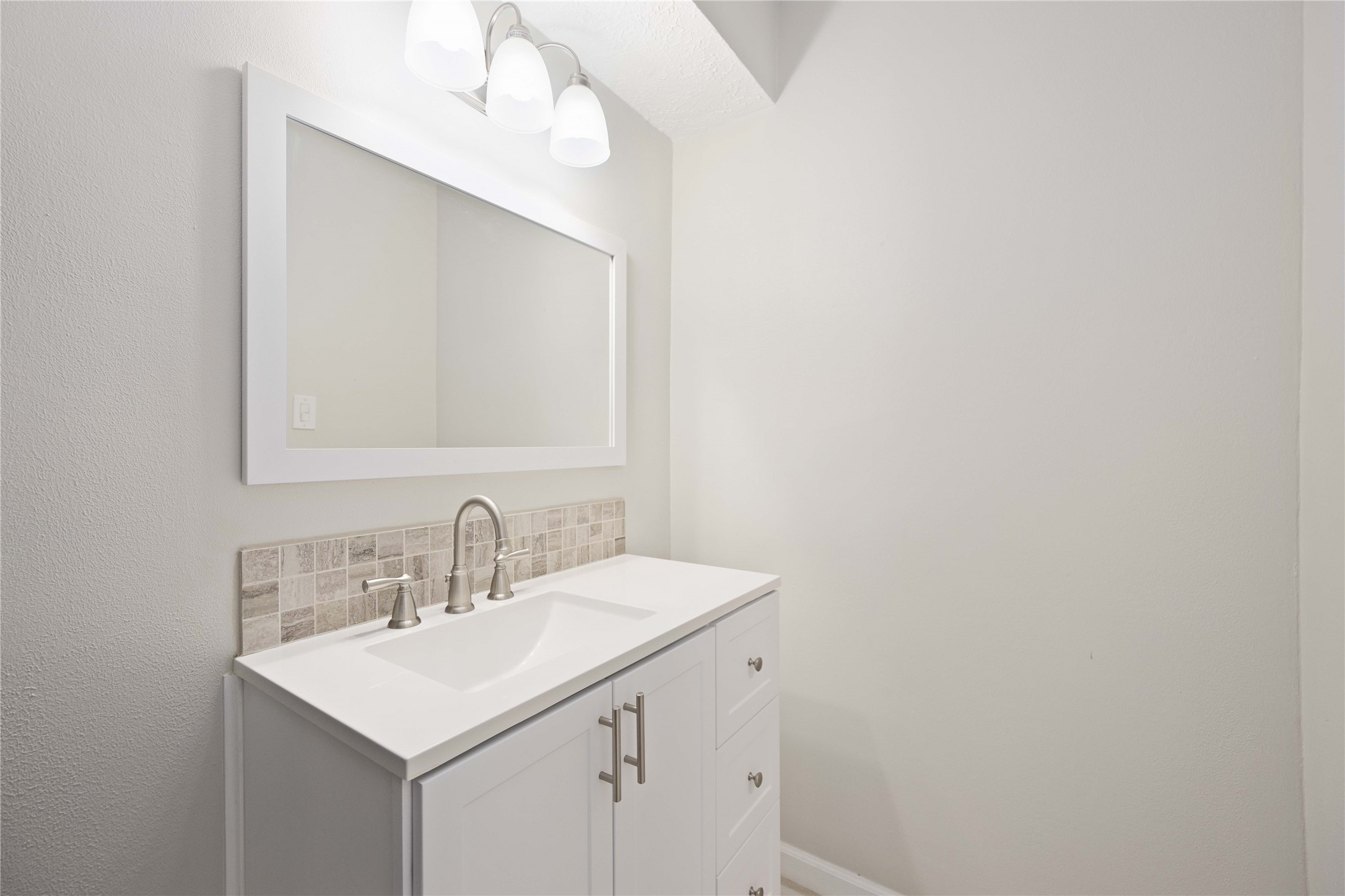 9809 Condor Drive Property Photo 12