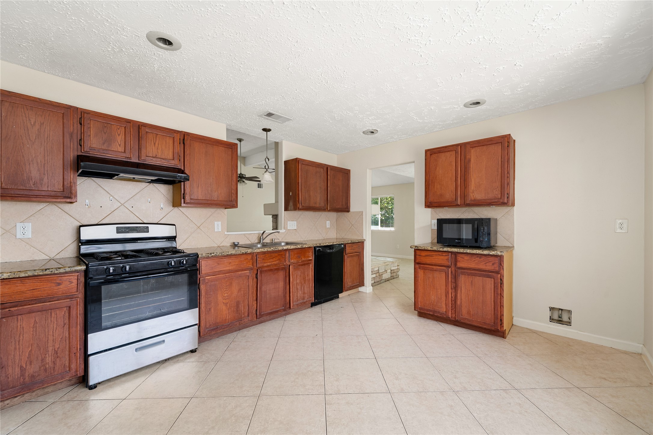 2603 Hollymist Drive Property Photo 18