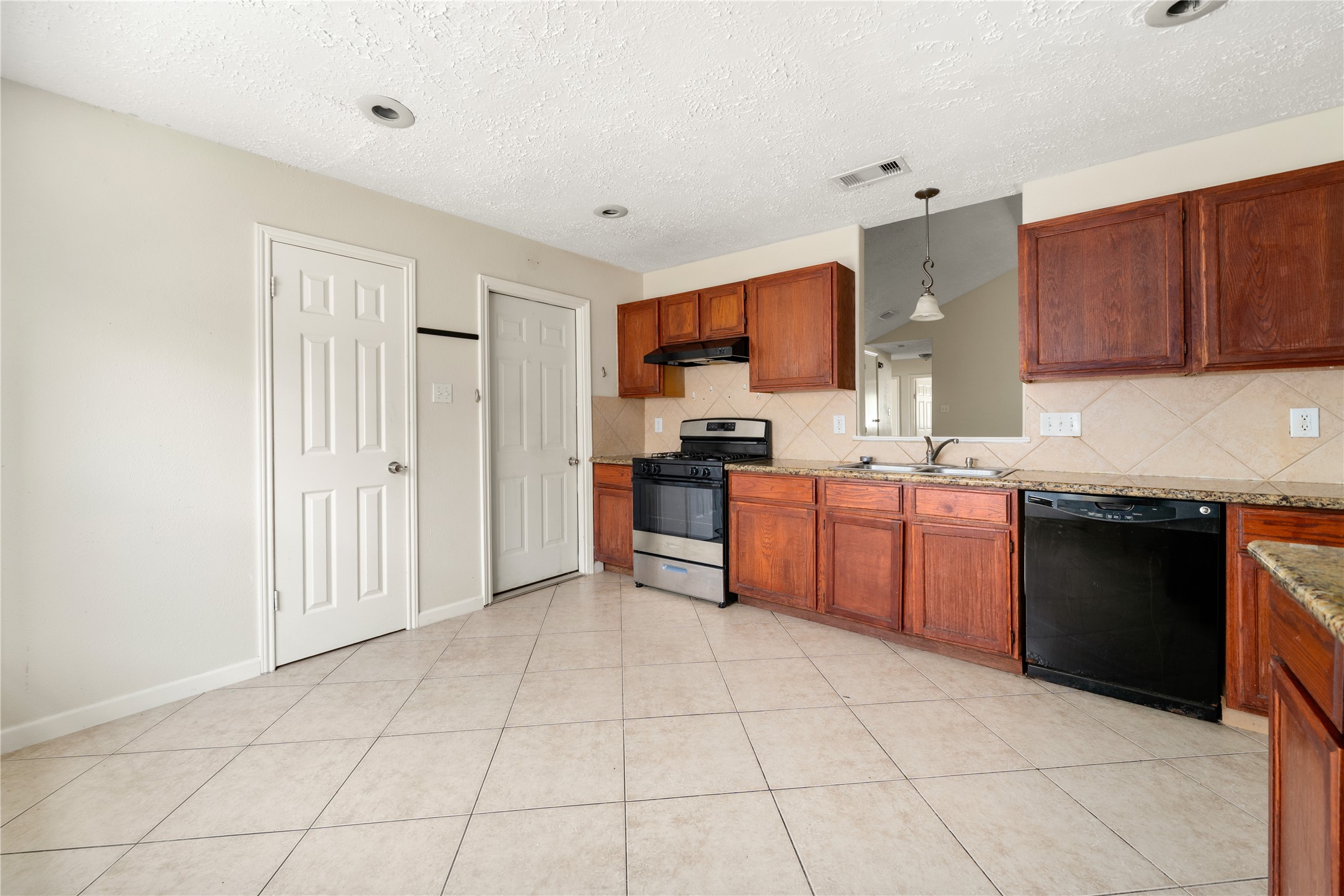 2603 Hollymist Drive Property Photo 21