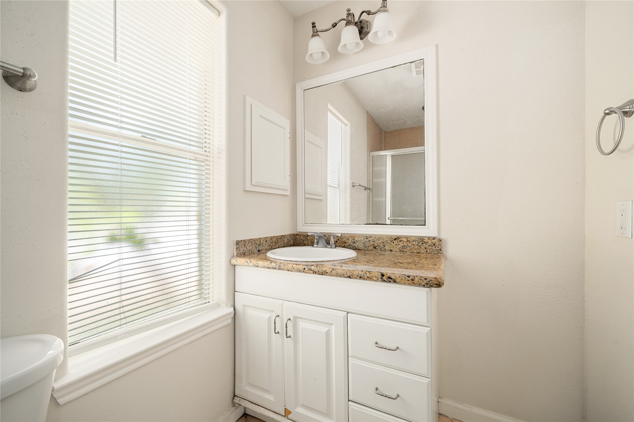 2603 Hollymist Drive Property Photo 26