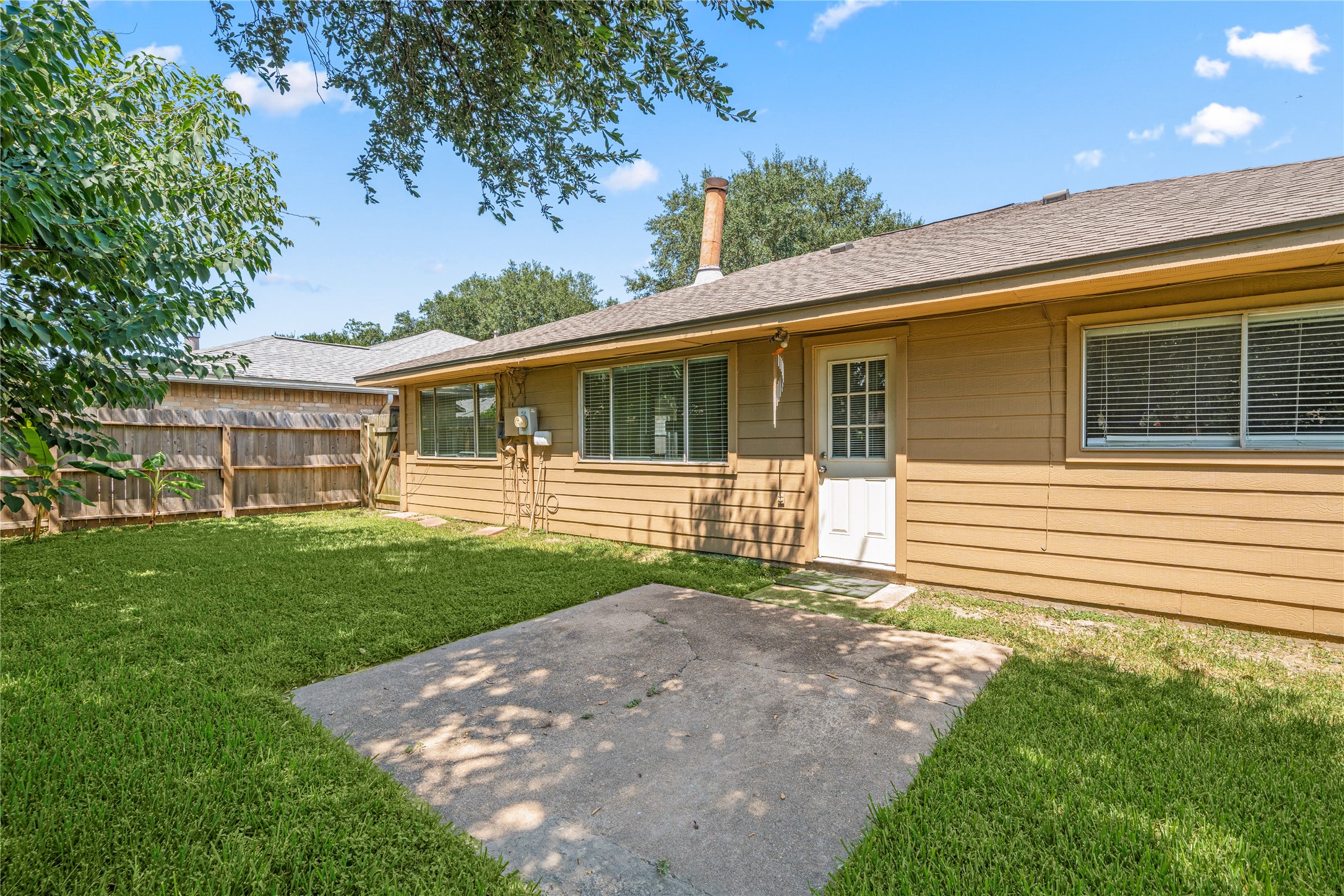 2603 Hollymist Drive Property Photo 34