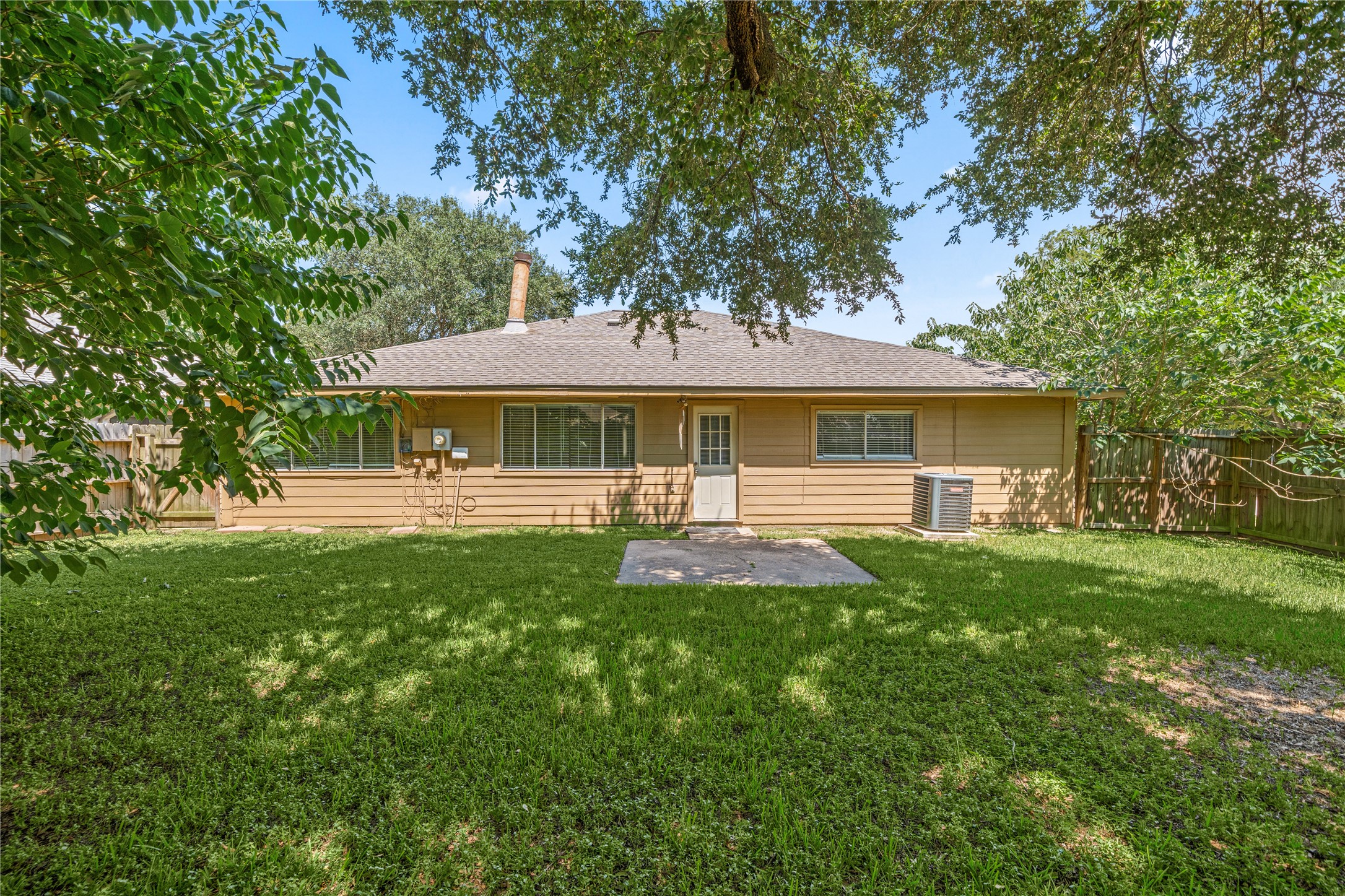 2603 Hollymist Drive Property Photo 35