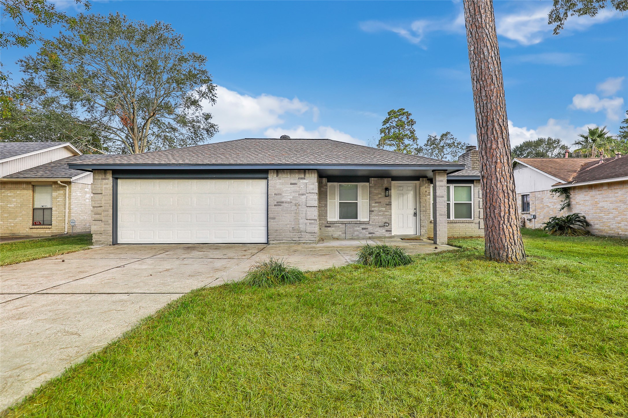 2763 Meandering Trail Property Photo 1