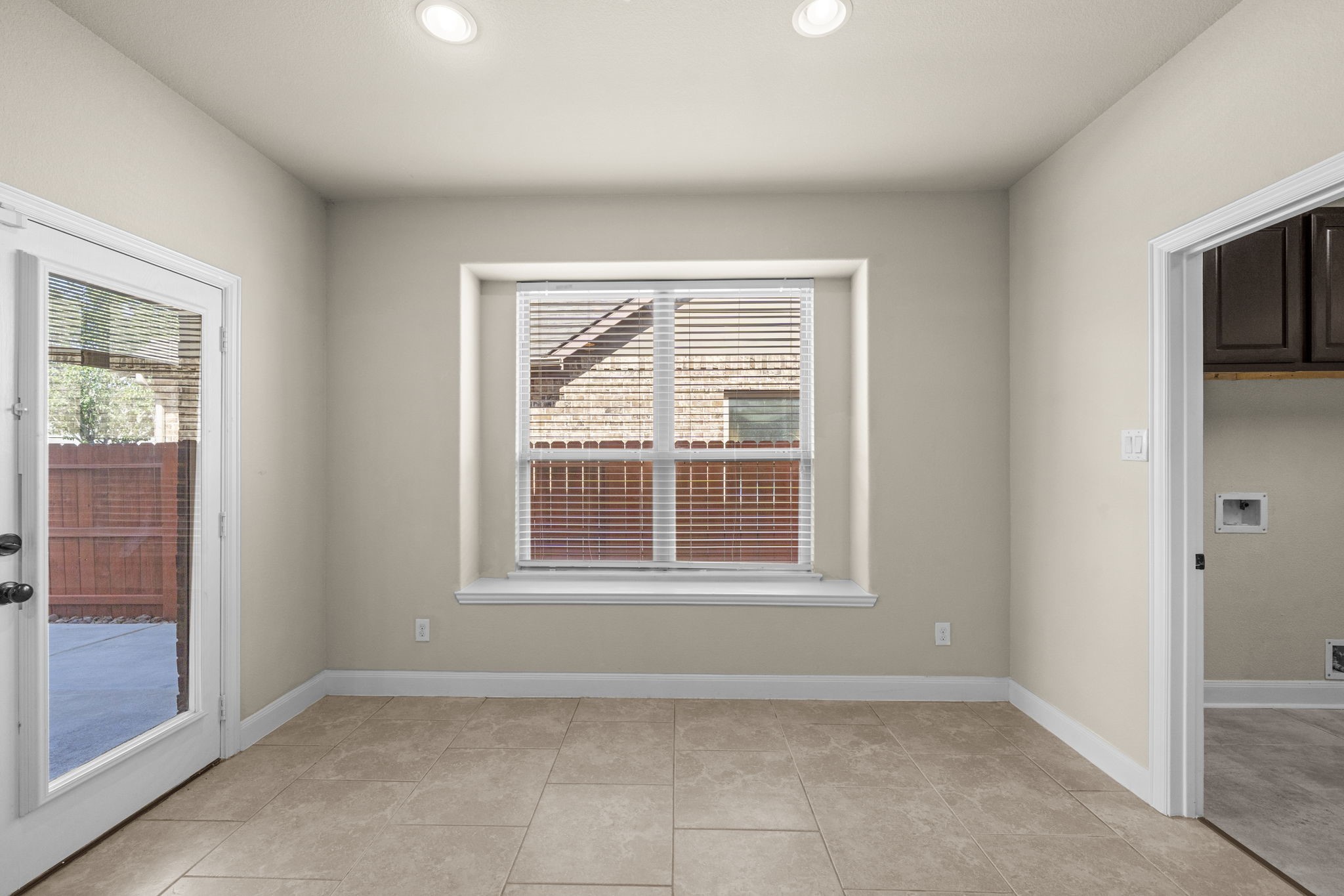 16902 Cook Landing Drive Property Photo 6
