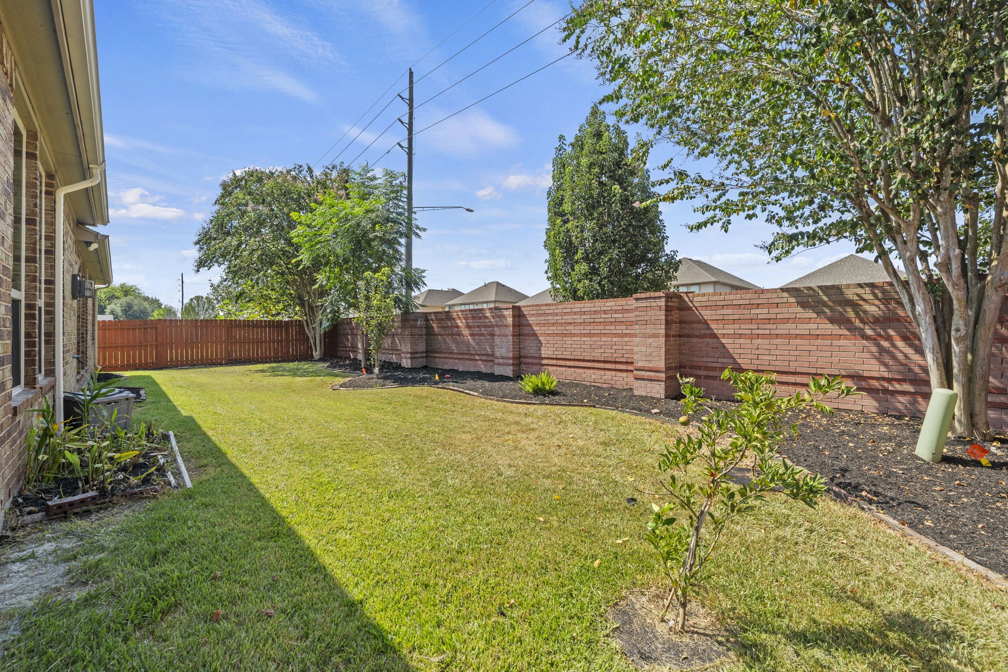 16902 Cook Landing Drive Property Photo 25