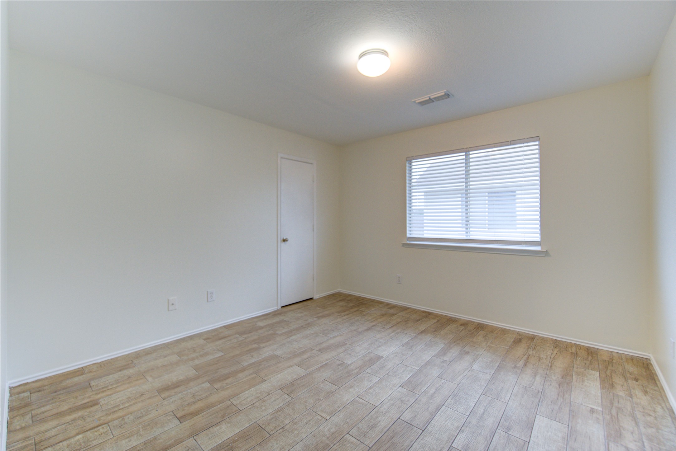 9926 Myrtle Field Lane Property Photo 17