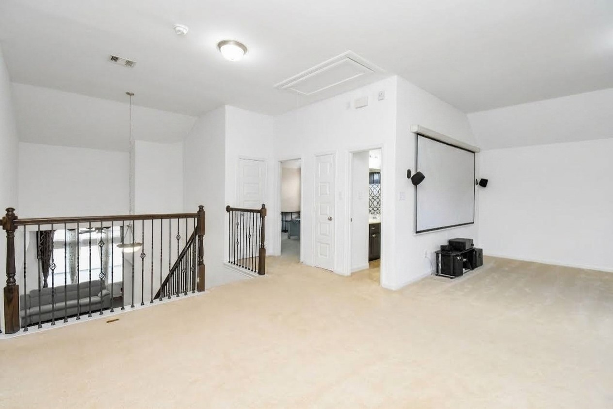 20371 Mathis Landing Dr Property Photo 16