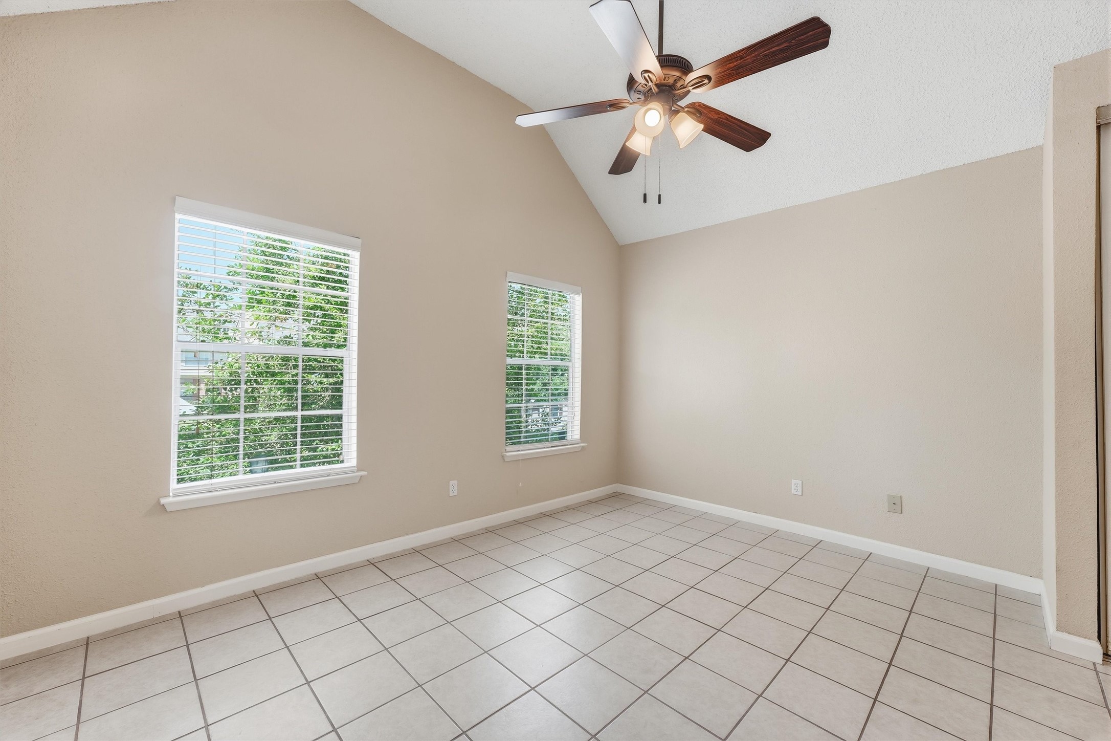 2808 Grants Lake Boulevard 304 Property Photo 13