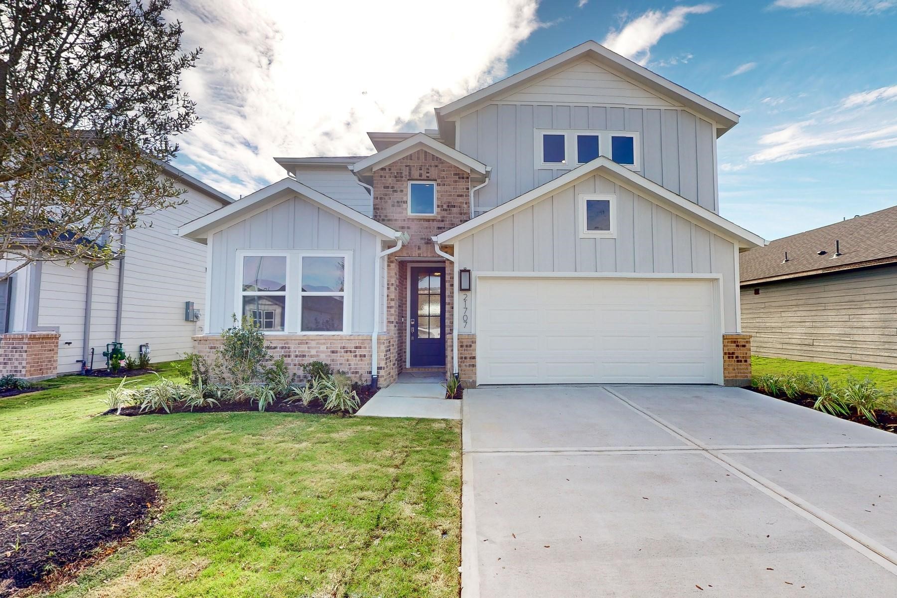 21707 Shadowbrook Birch Drive Property Photo 1