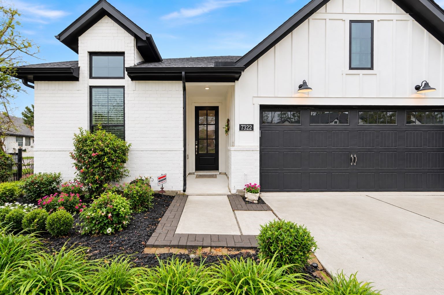 7322 Honey Creek Lane Property Photo