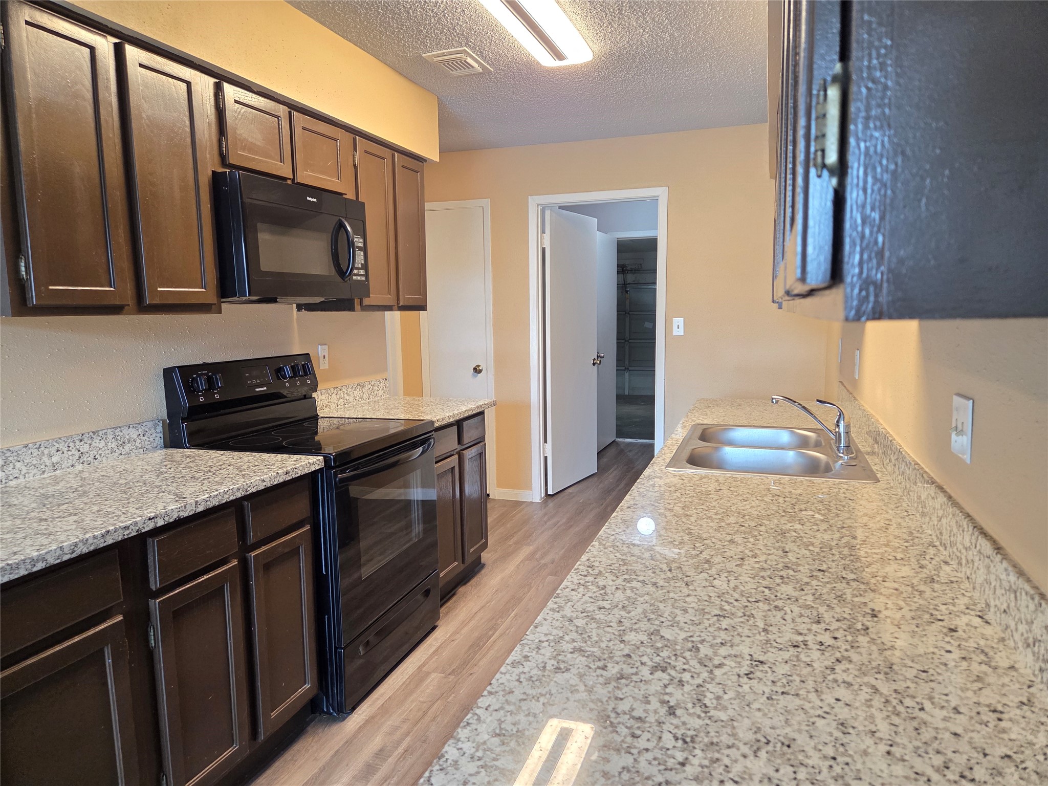 13427 Juniper Point Drive Property Photo 16