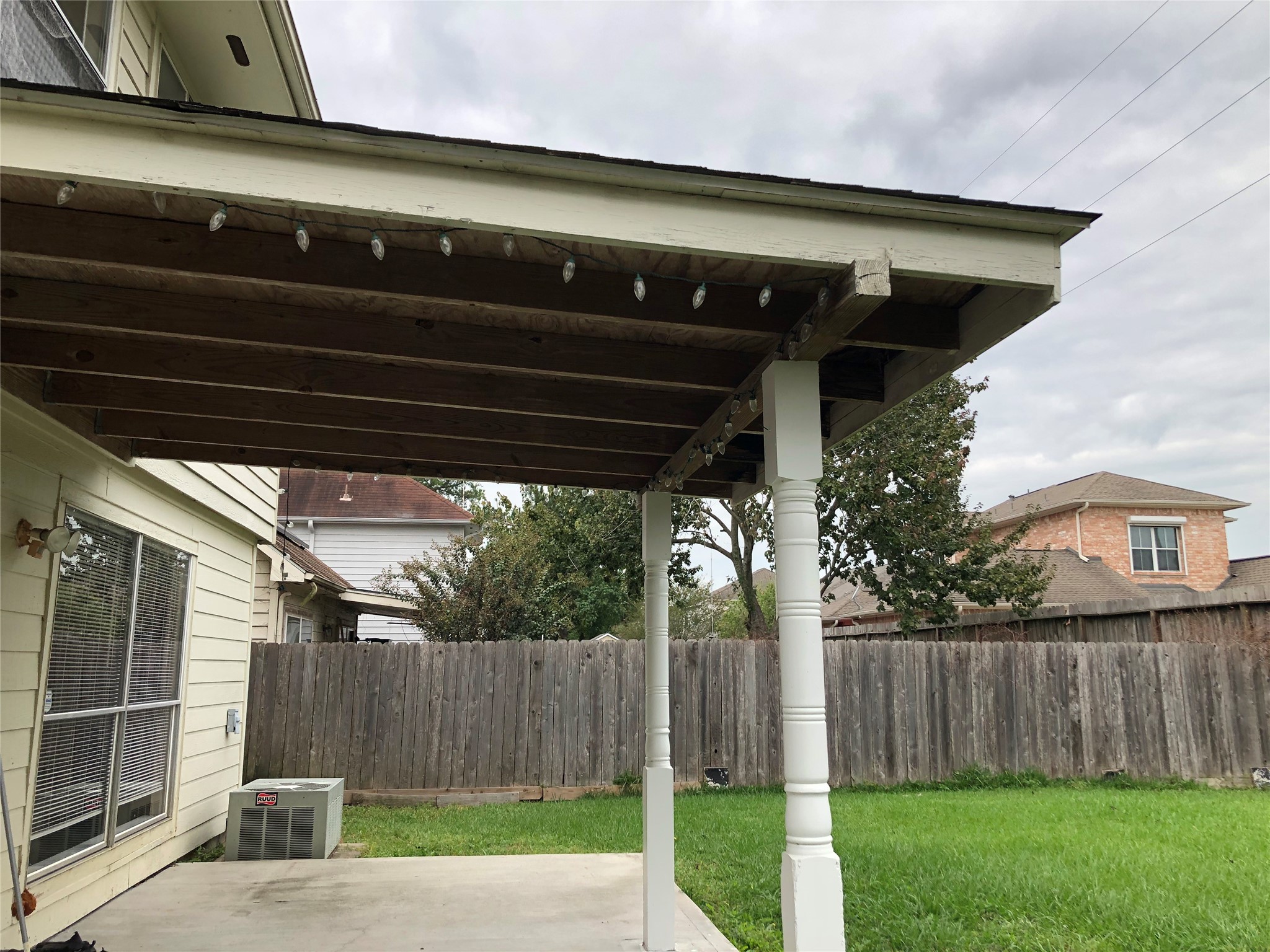 10330 Timberloch Drive Property Photo 8