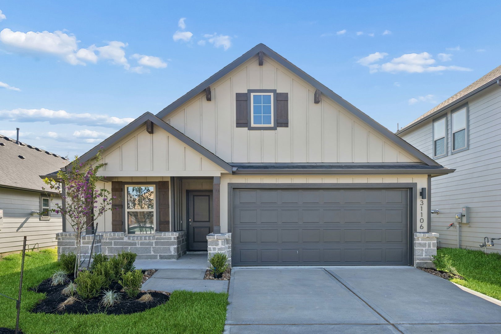 31106 Azure Waters Drive Property Photo 1