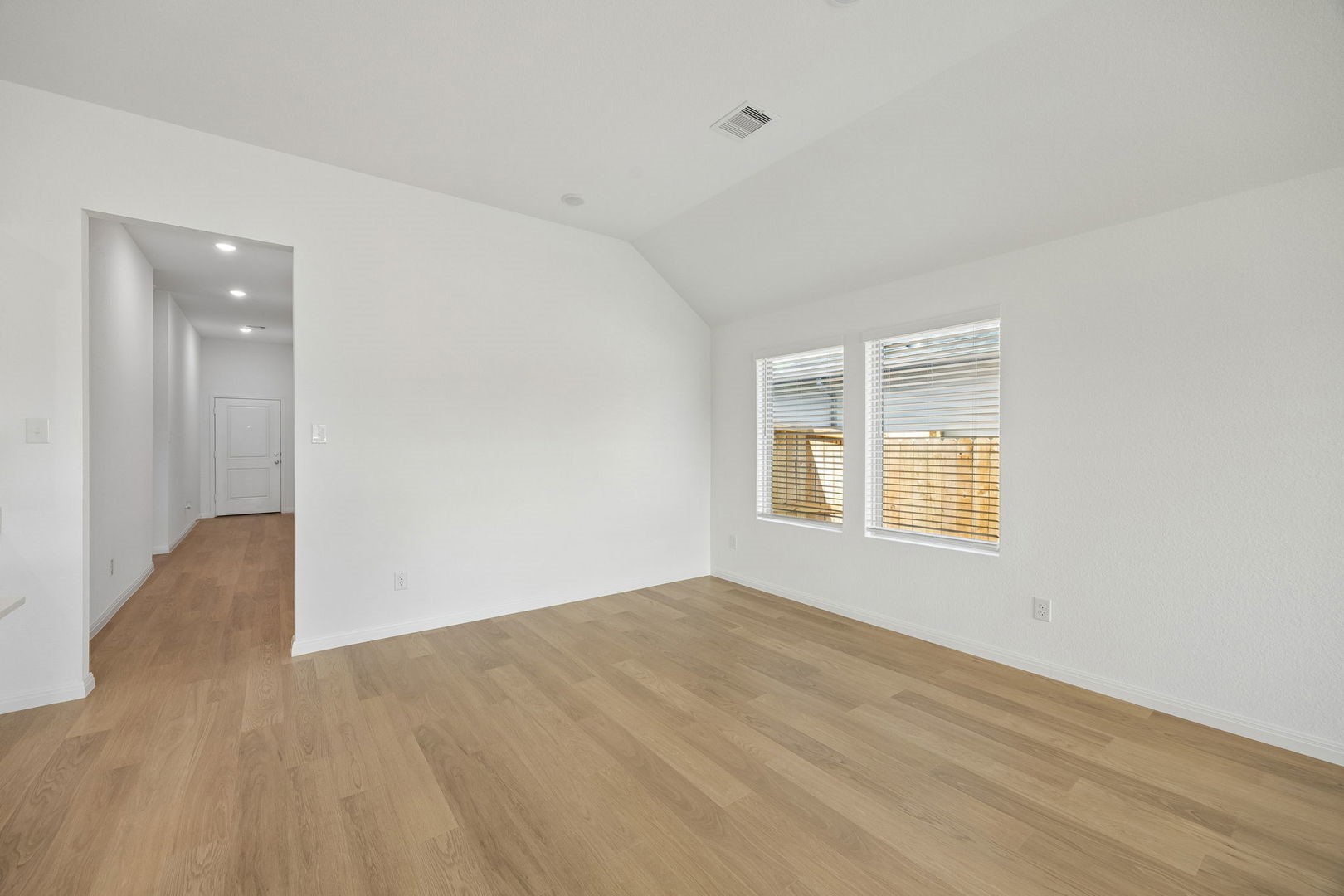 31106 Azure Waters Drive Property Photo 9