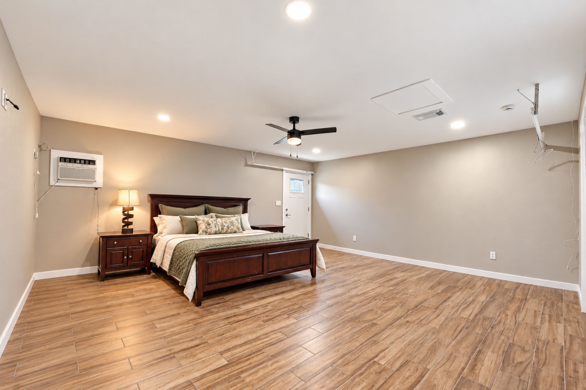 2051 Shadow Rock Drive Property Photo 46