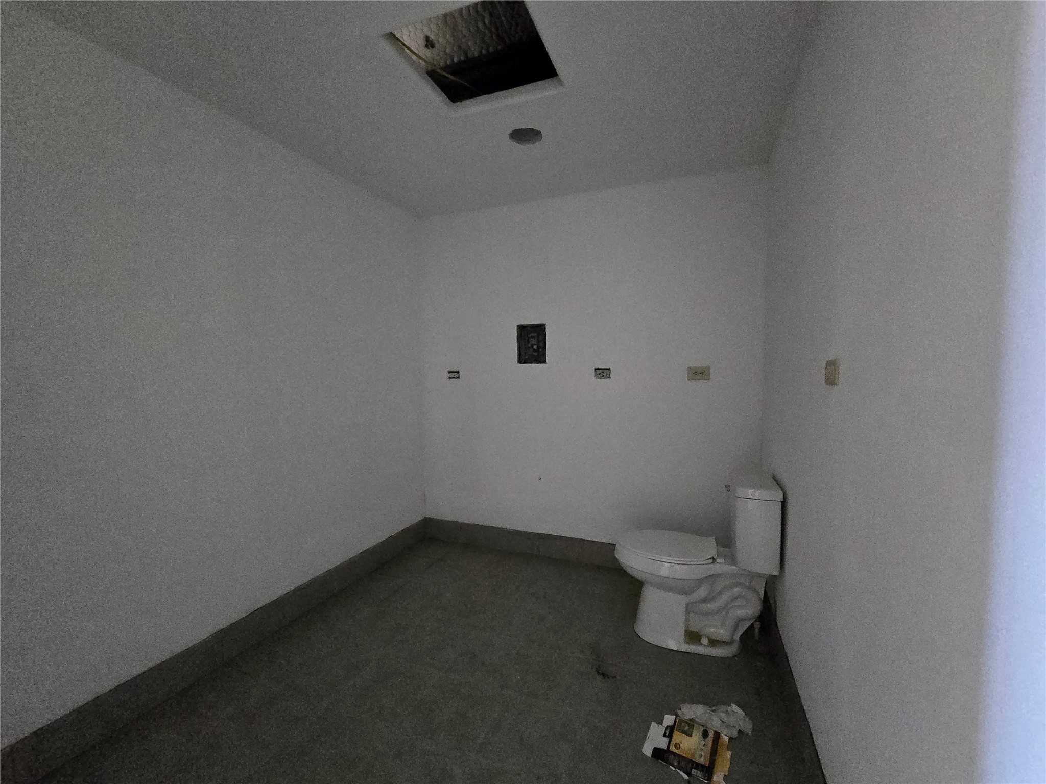 10455 Fm 1960 Property Photo 4