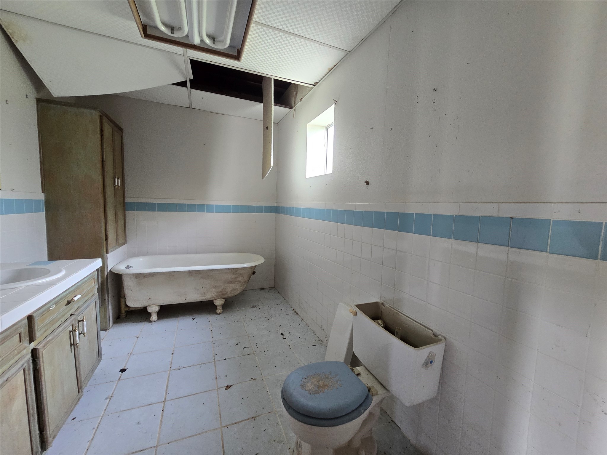 10455 Fm 1960 Property Photo 11