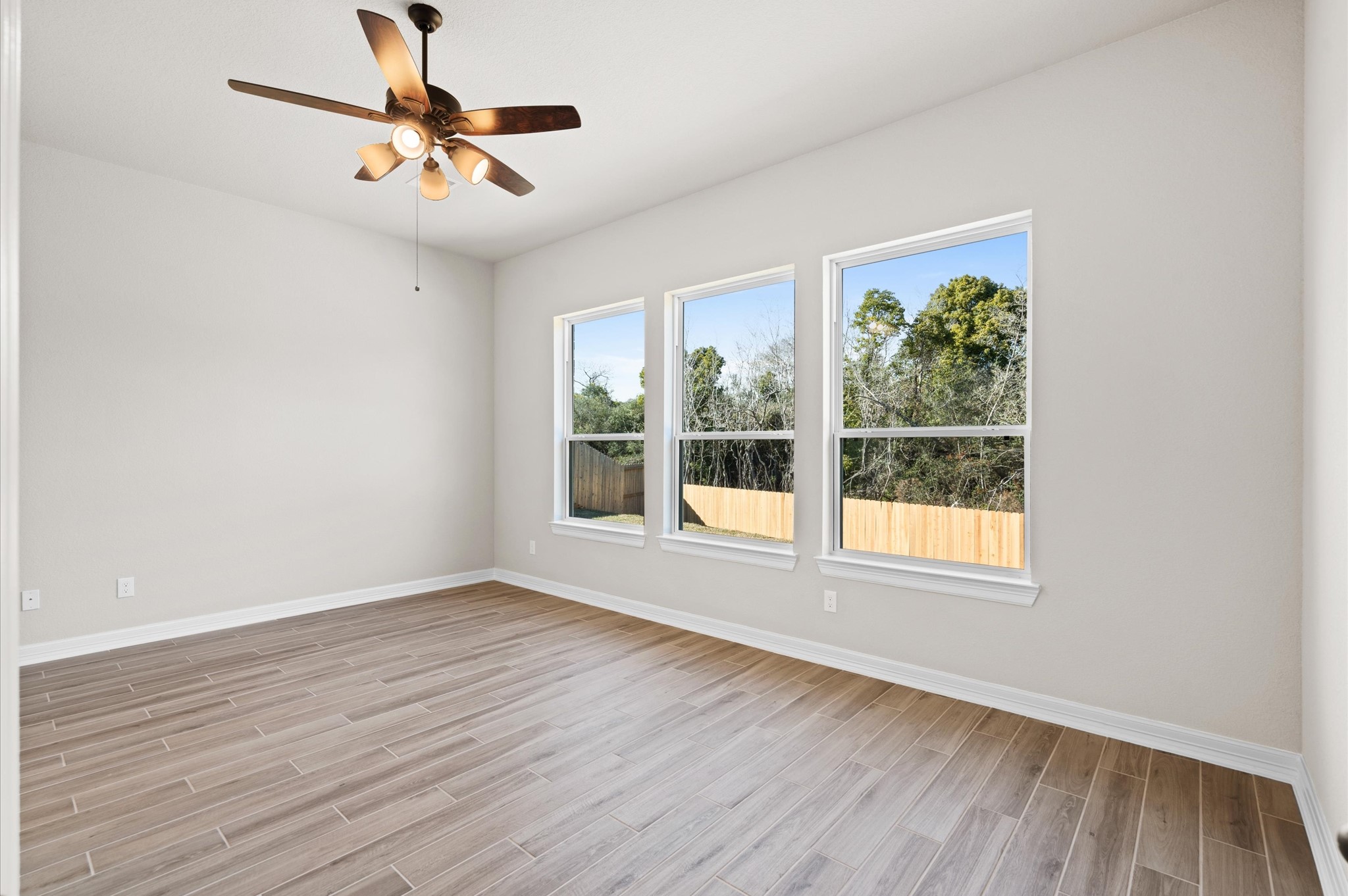 1605 Carefree Circle Property Photo 13