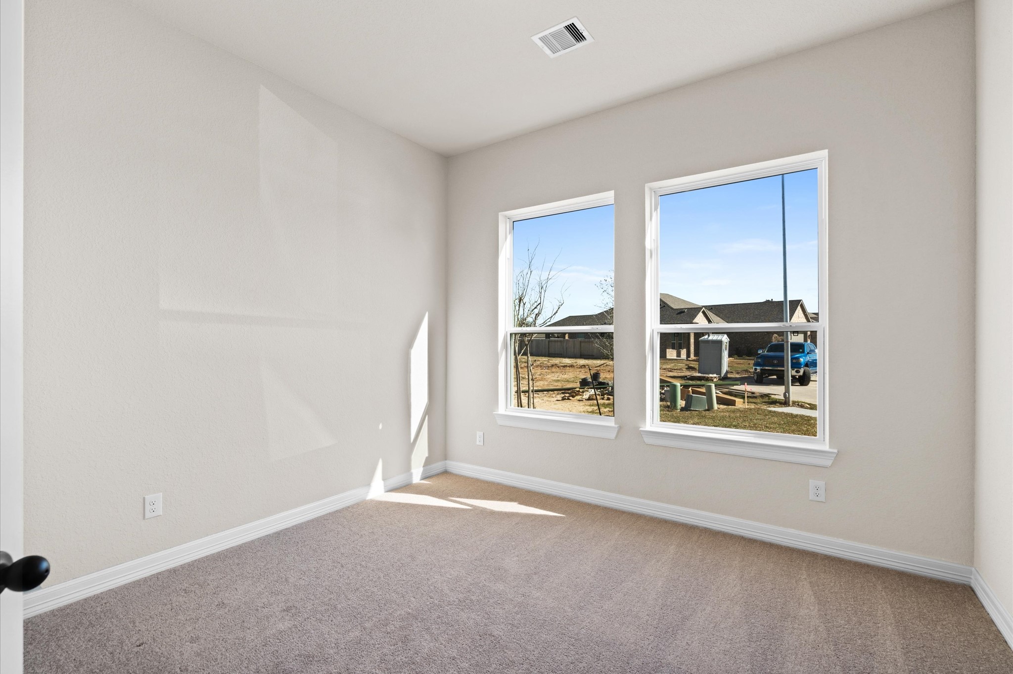 1605 Carefree Circle Property Photo 20
