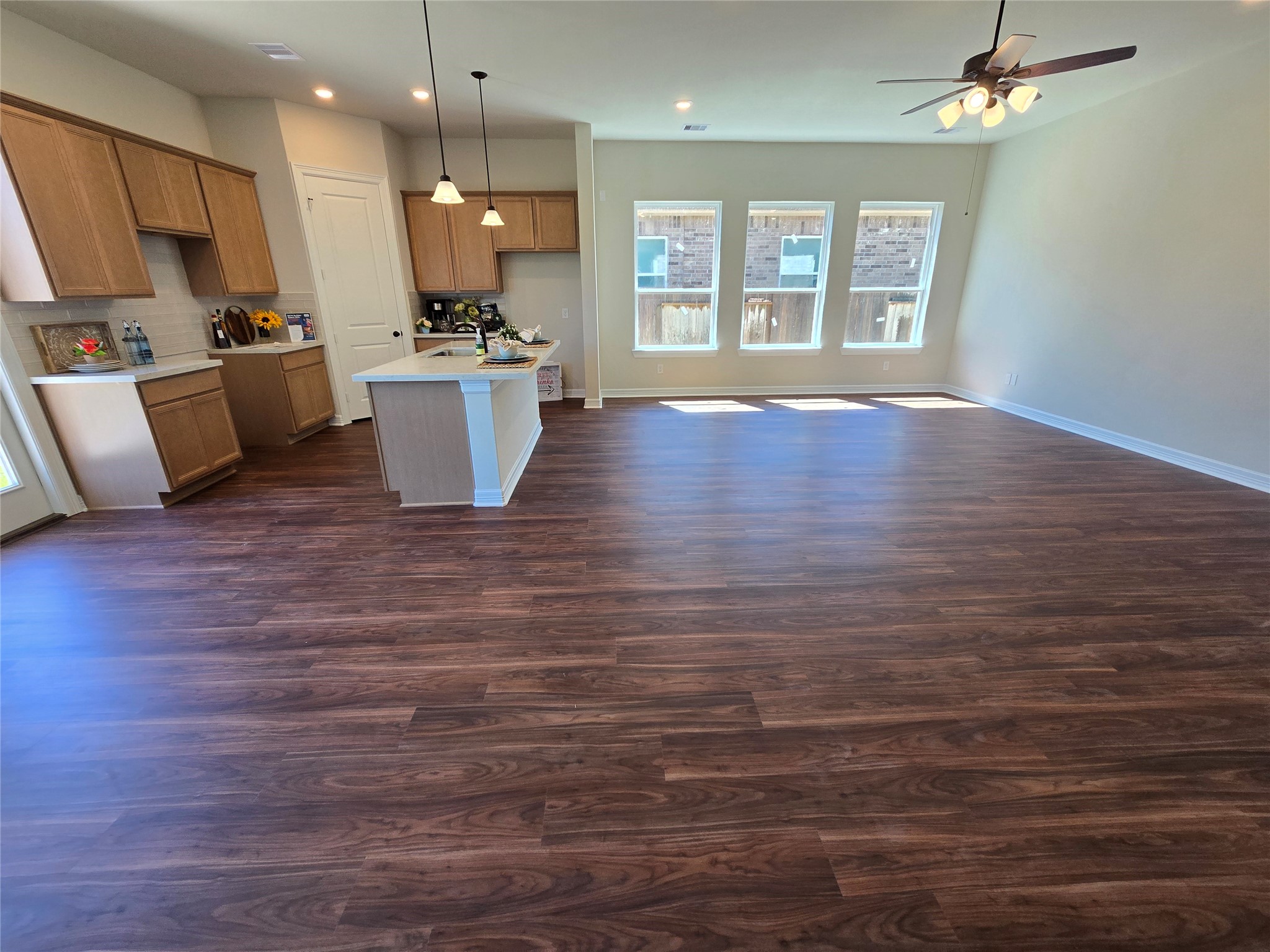 1605 Carefree Circle Property Photo 25