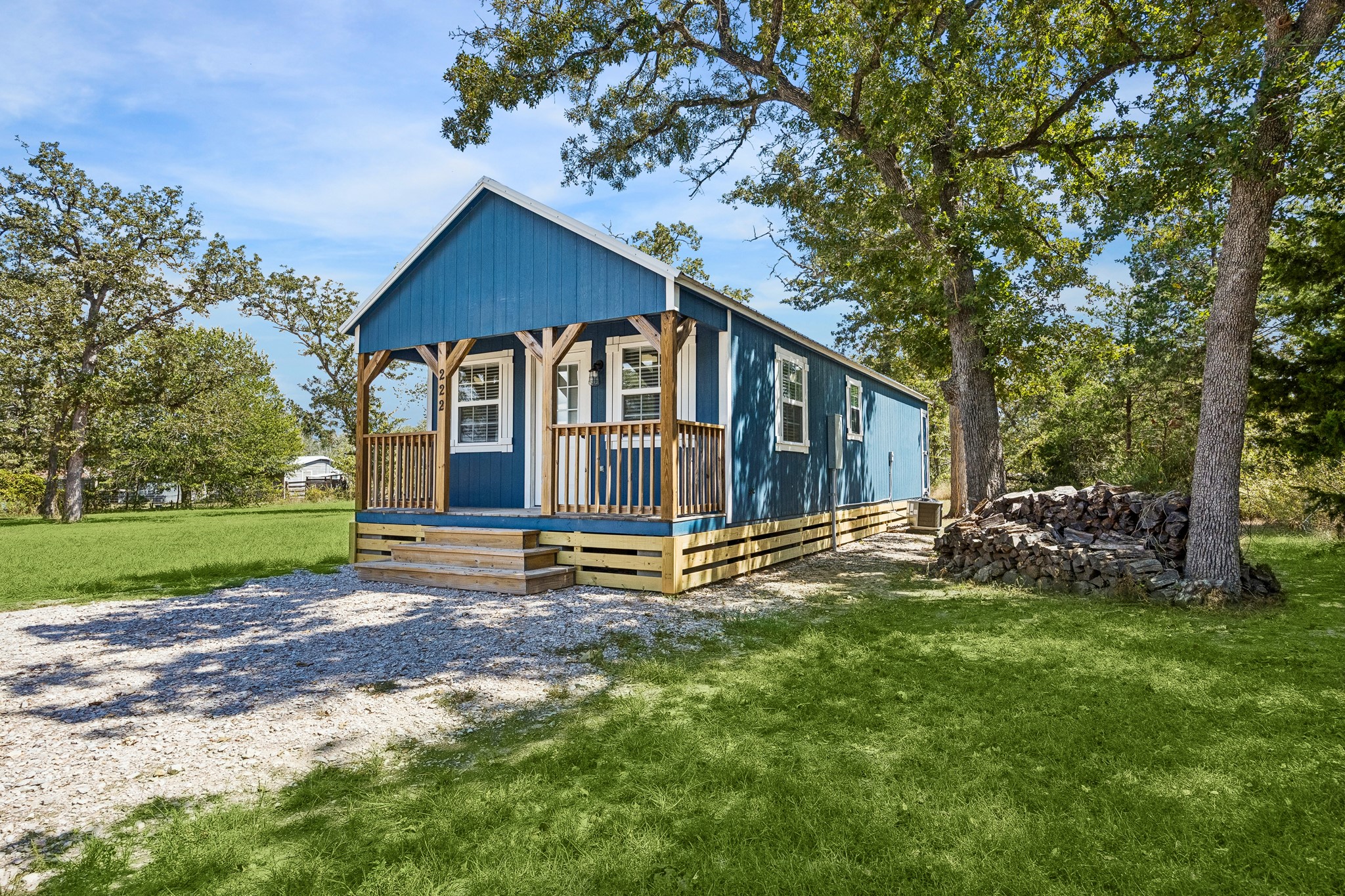 222 Houston Avenue Property Photo 1