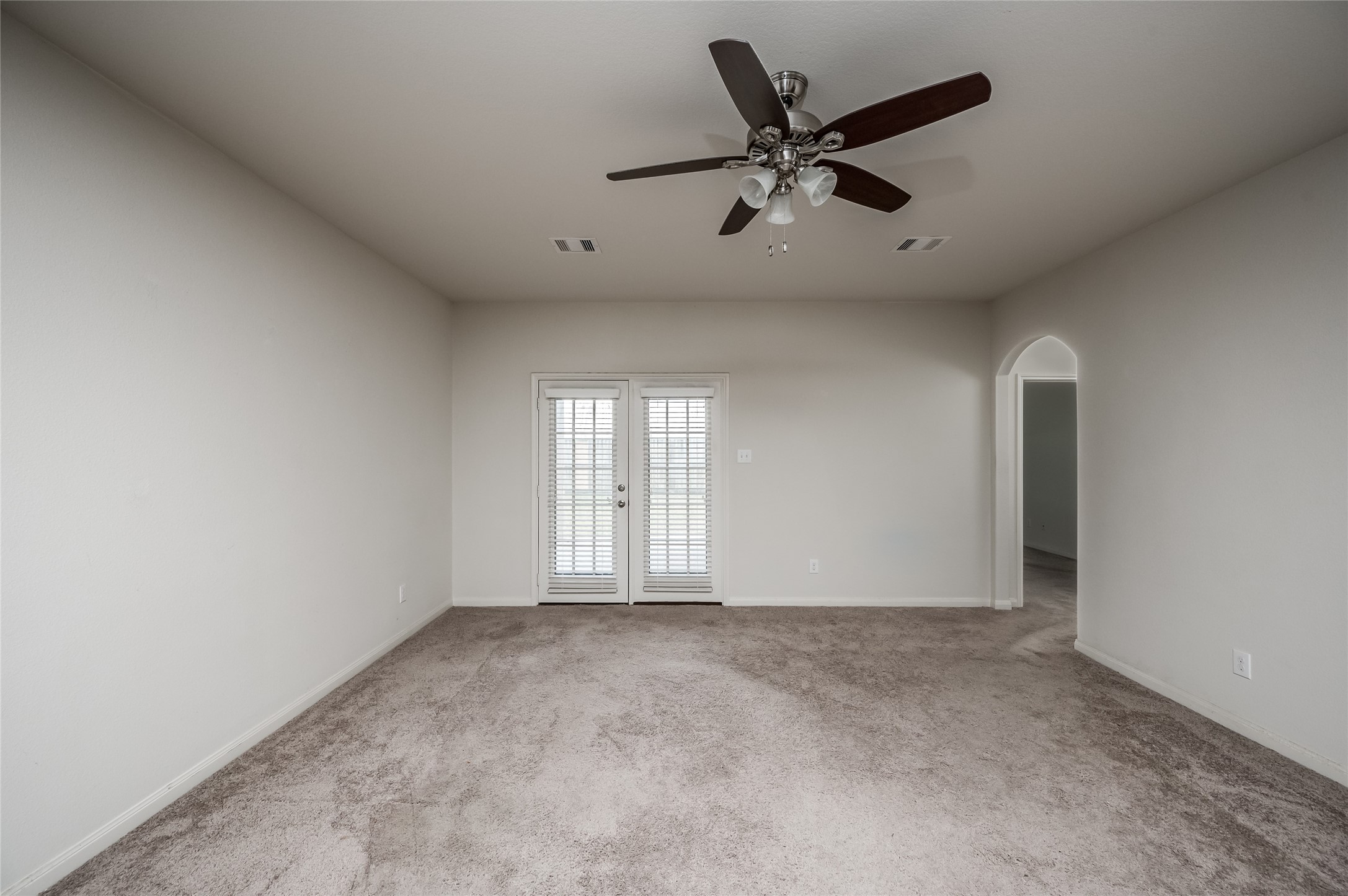 7106 Montclair Peak Lane Property Photo 10