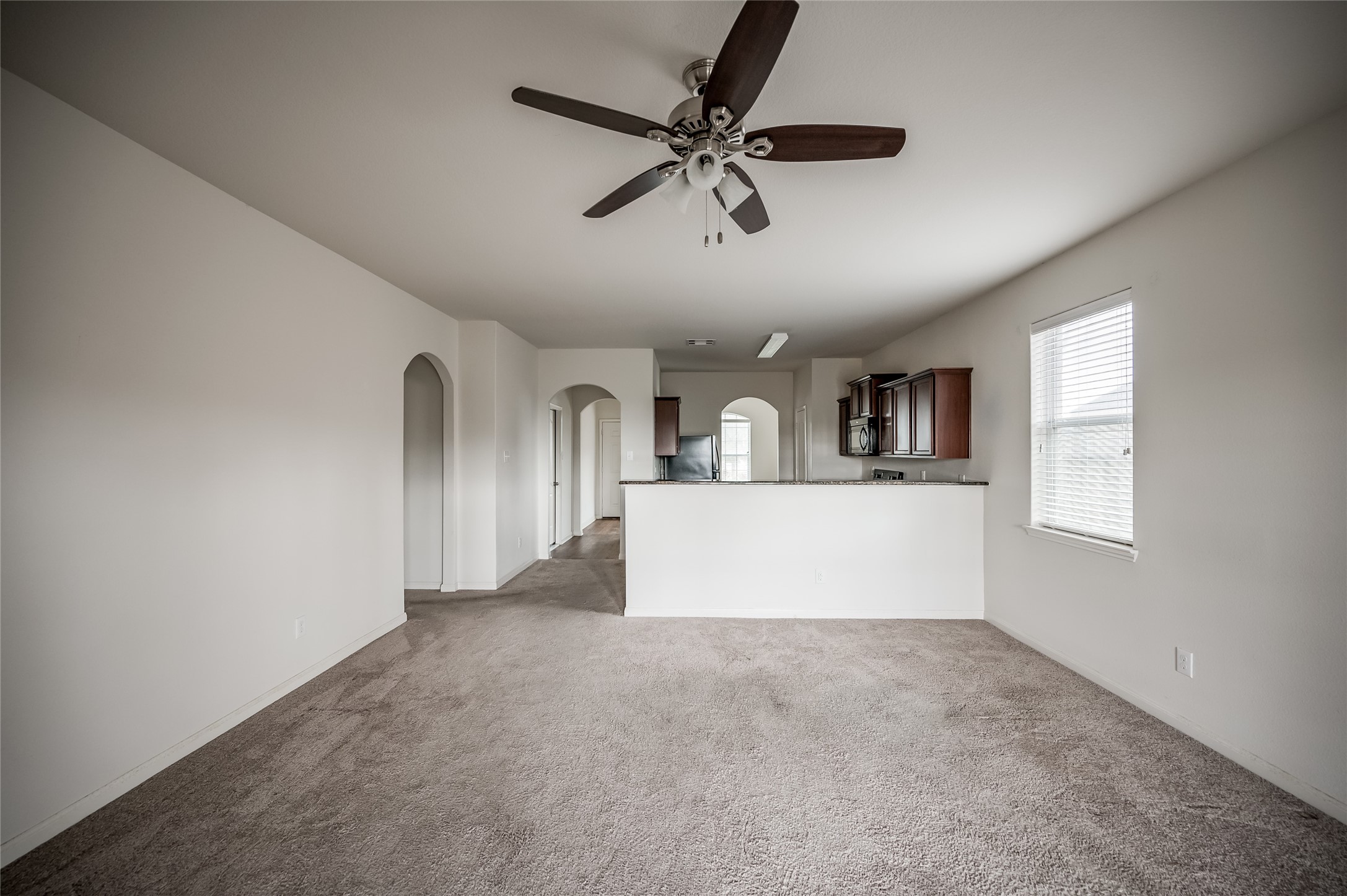 7106 Montclair Peak Lane Property Photo 11