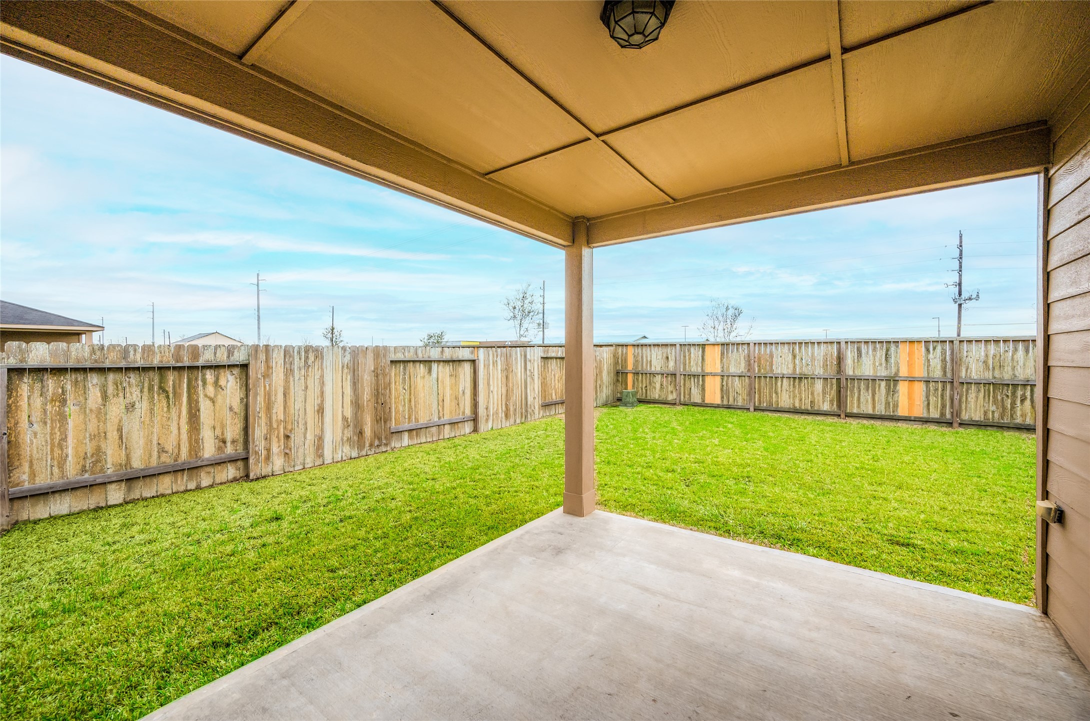 7106 Montclair Peak Lane Property Photo 18