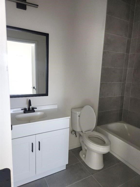 320 Tennessee Street B Property Photo 6