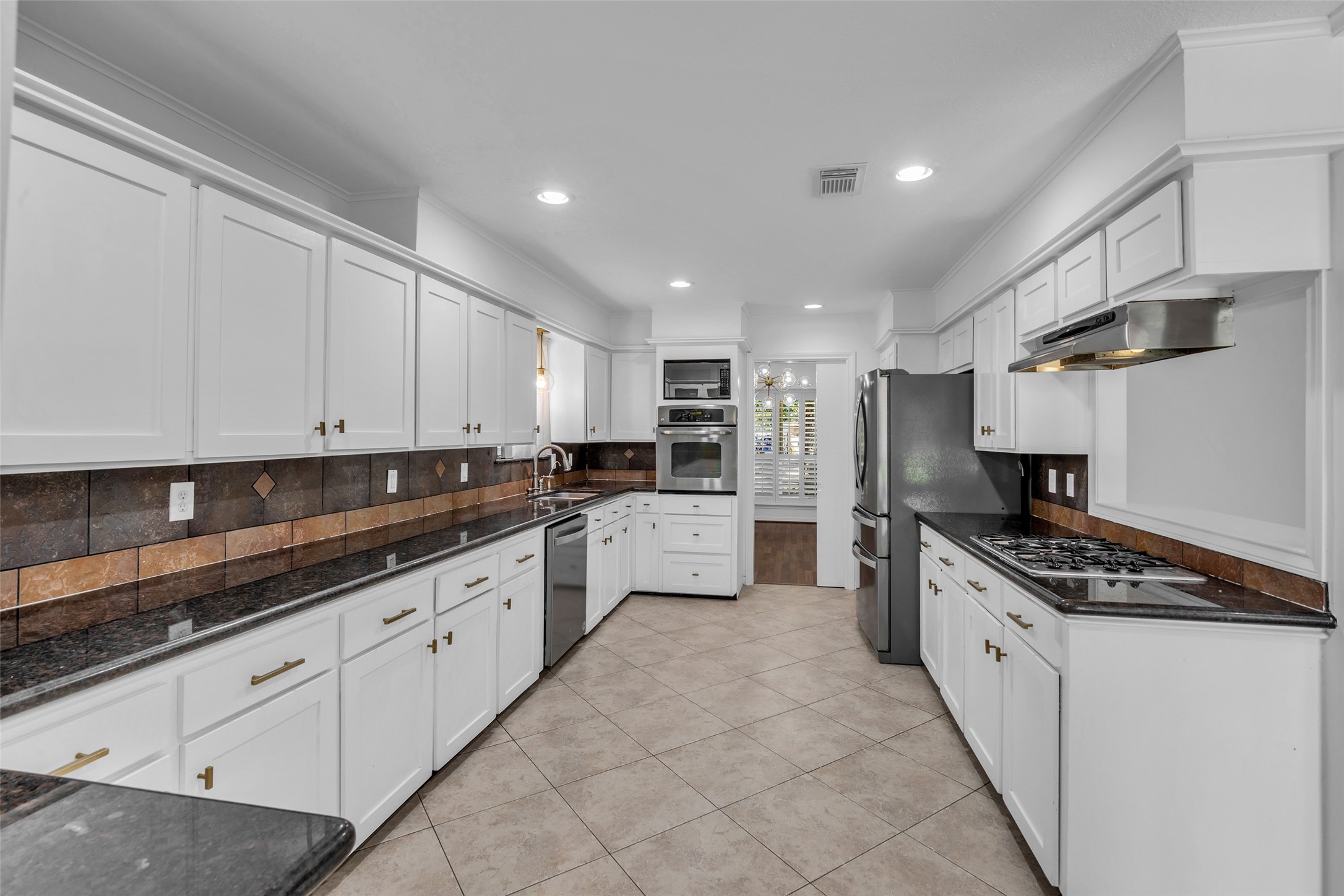 947 Thornton Road Property Photo 11