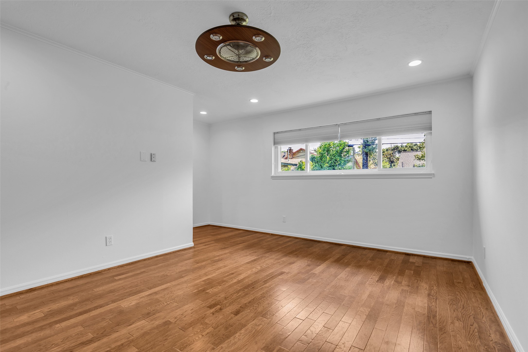 947 Thornton Road Property Photo 13