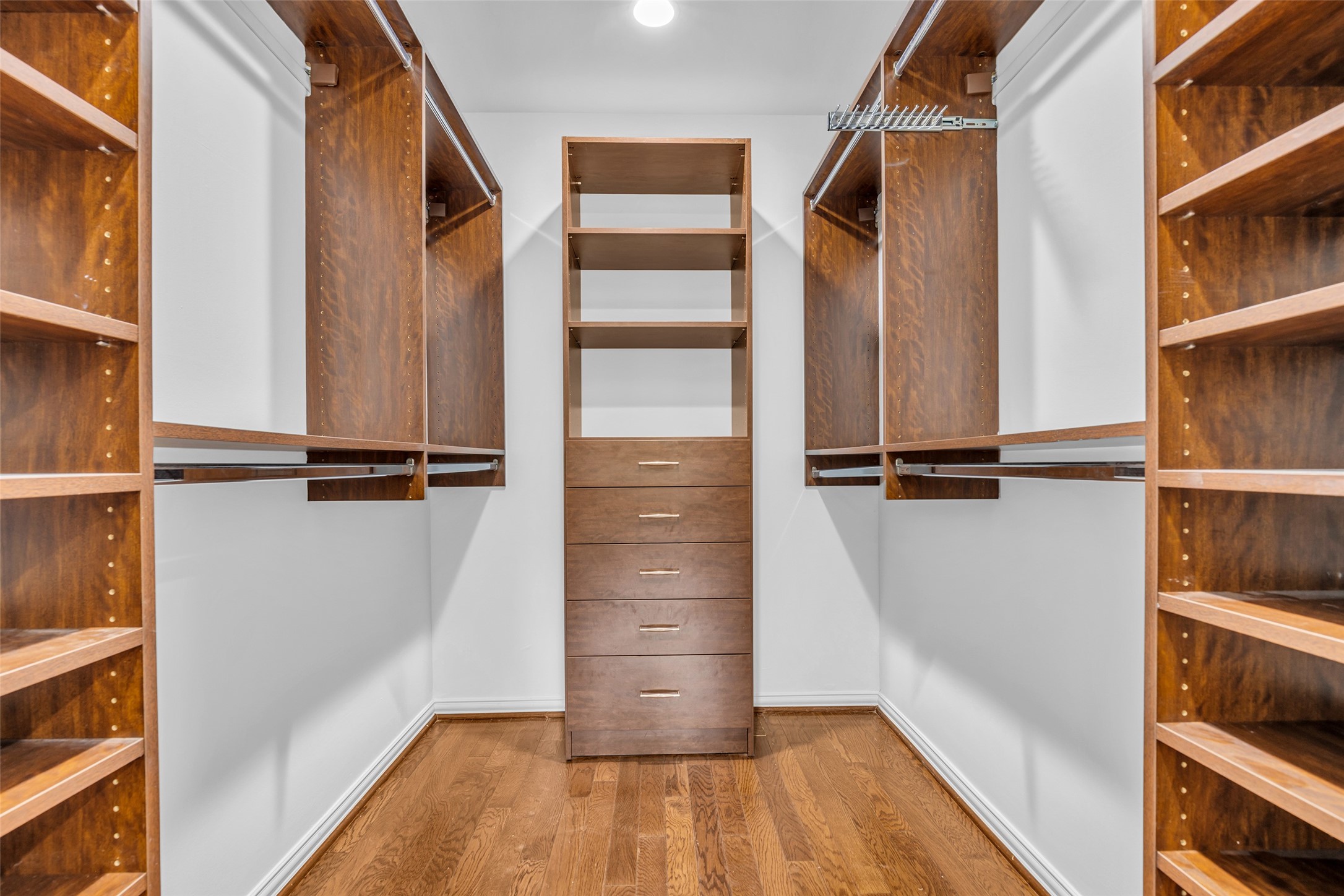947 Thornton Road Property Photo 14