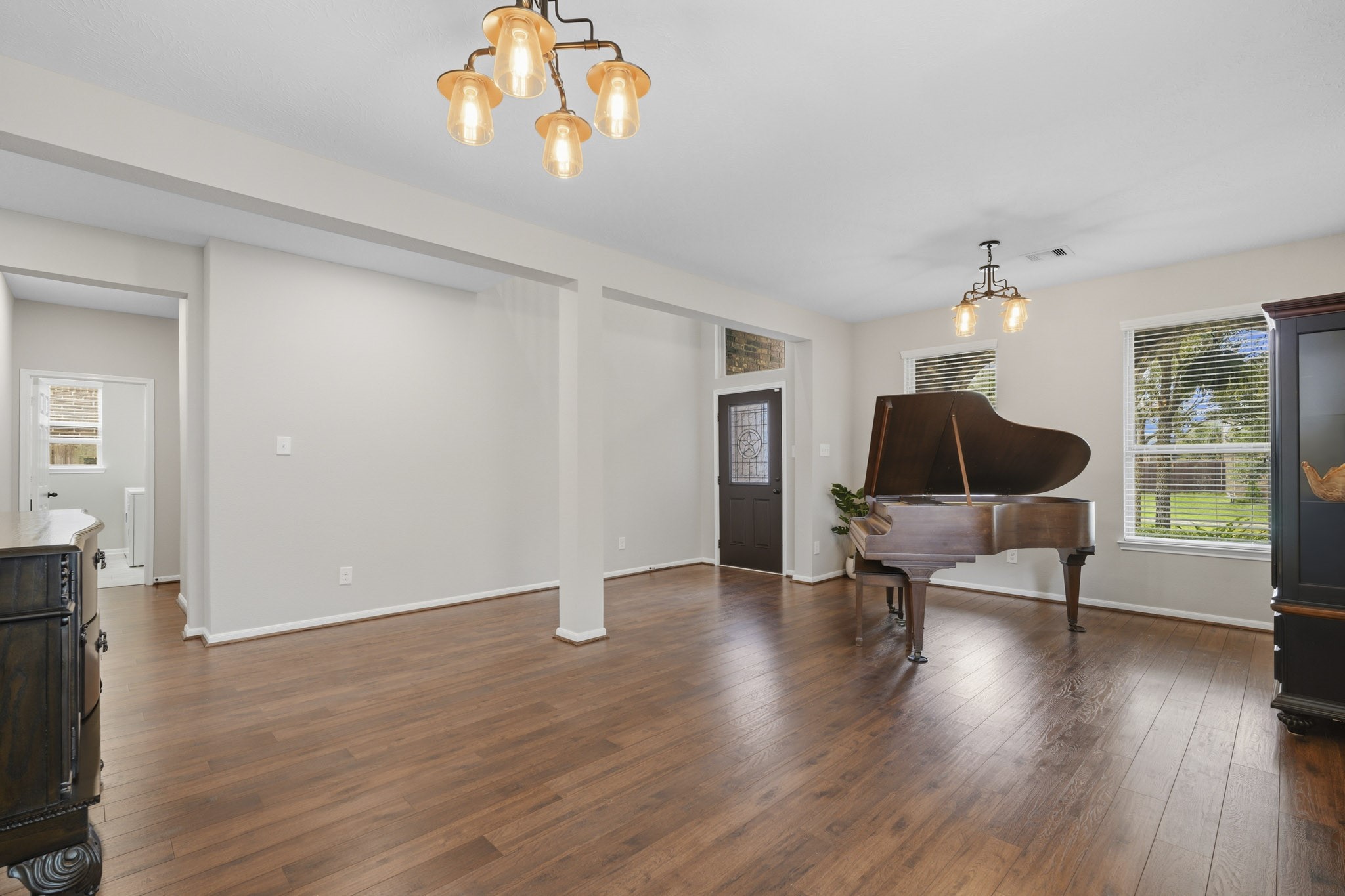 6014 Rivergrove Bend Drive Property Photo 7