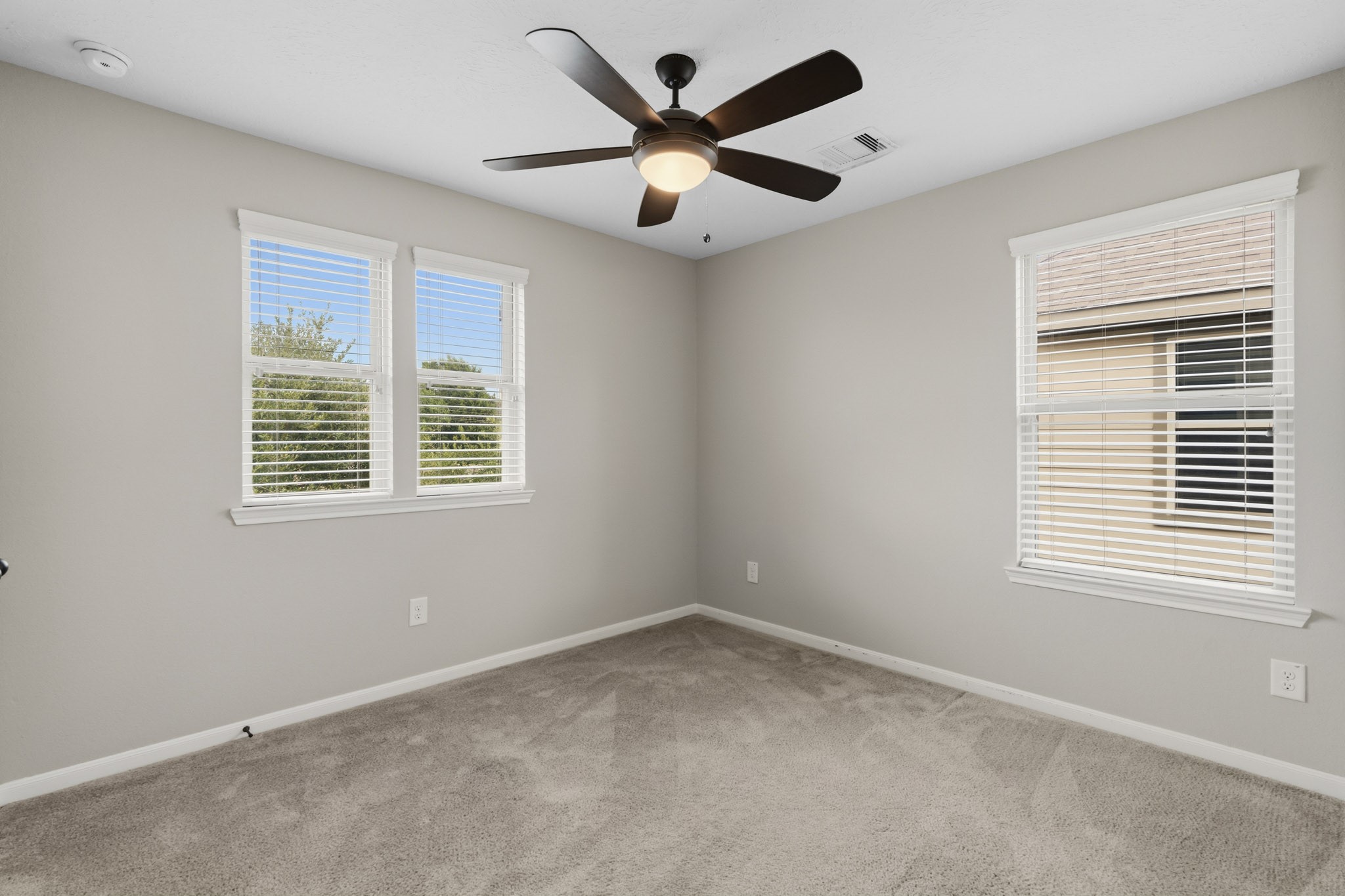 6014 Rivergrove Bend Drive Property Photo 35